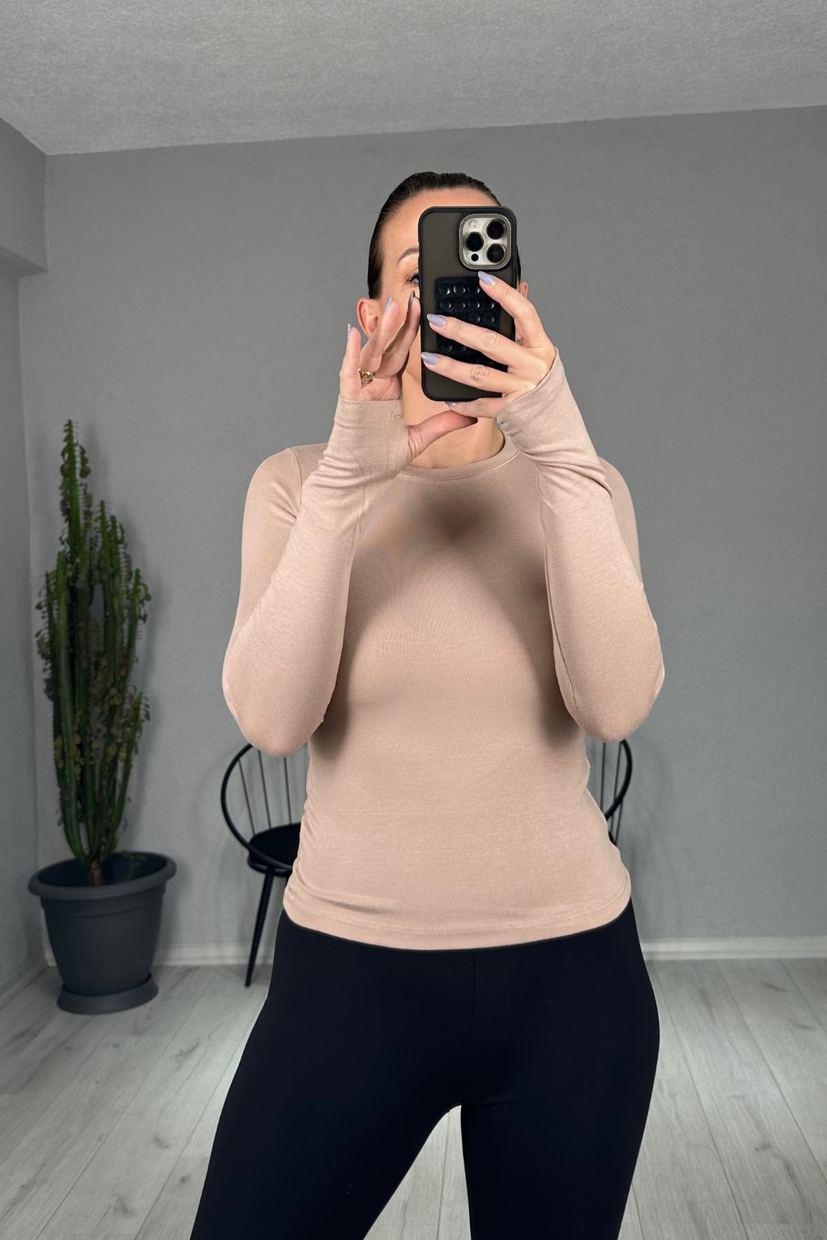 Oysh Parmak Geçmeli Uzun Kollu Body