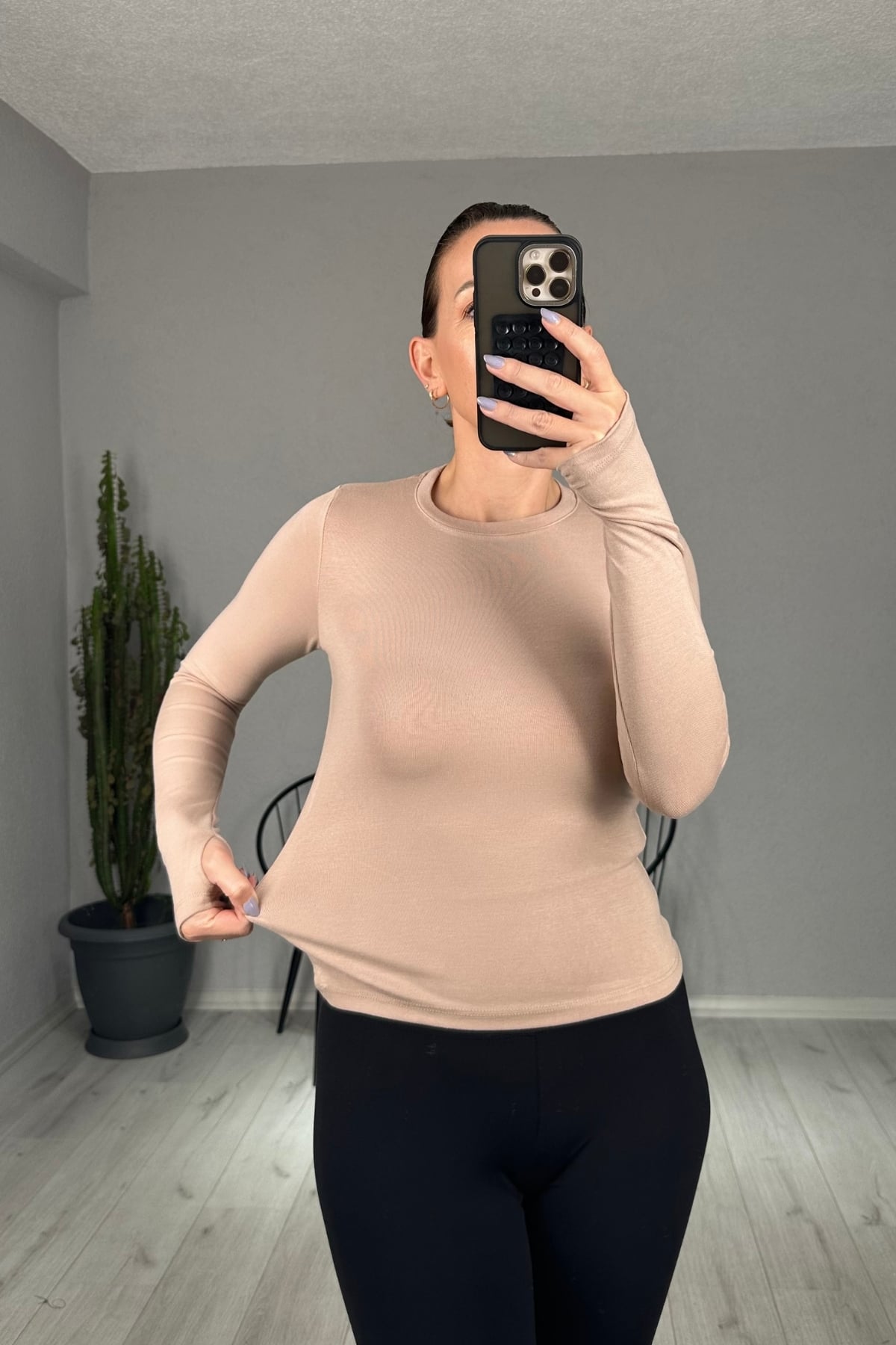 Oysh Parmak Geçmeli Uzun Kollu Body