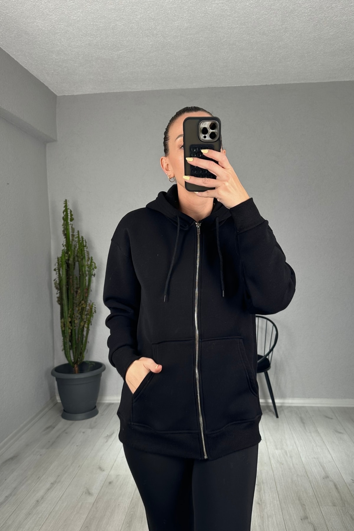 Oversize Şardonlu Kapşonlu ve Önden Fermuarlı Sweatshirt