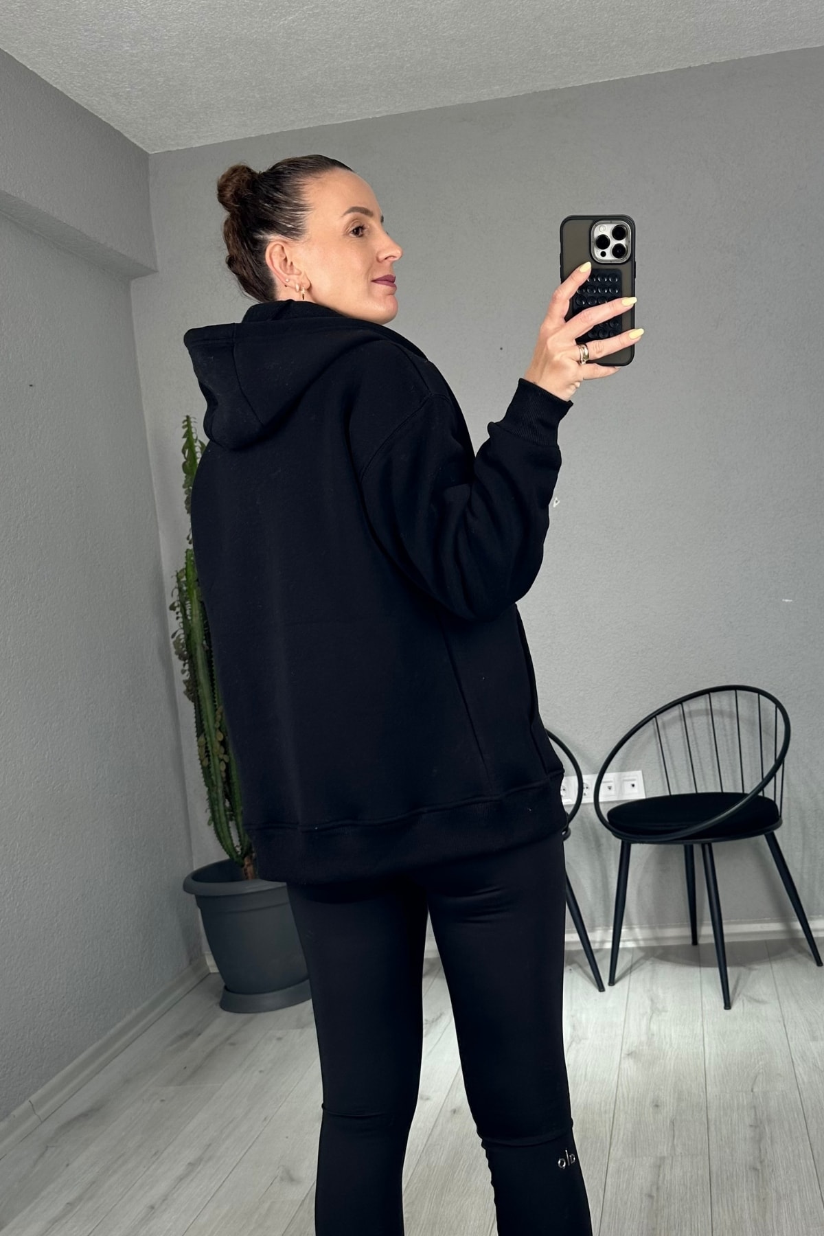Oversize Şardonlu Kapşonlu ve Önden Fermuarlı Sweatshirt