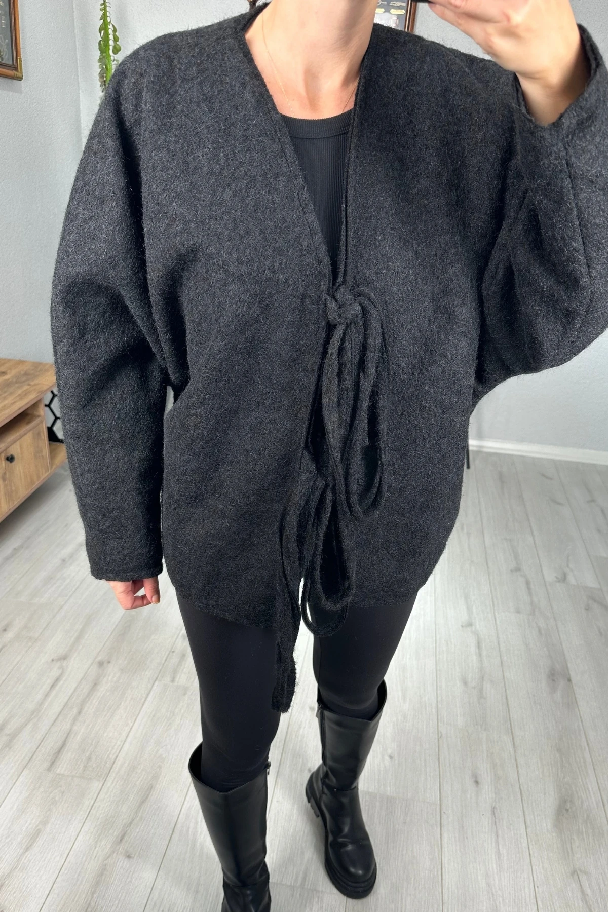 Önü Bağlama Detaylı Kaşe Ceket 