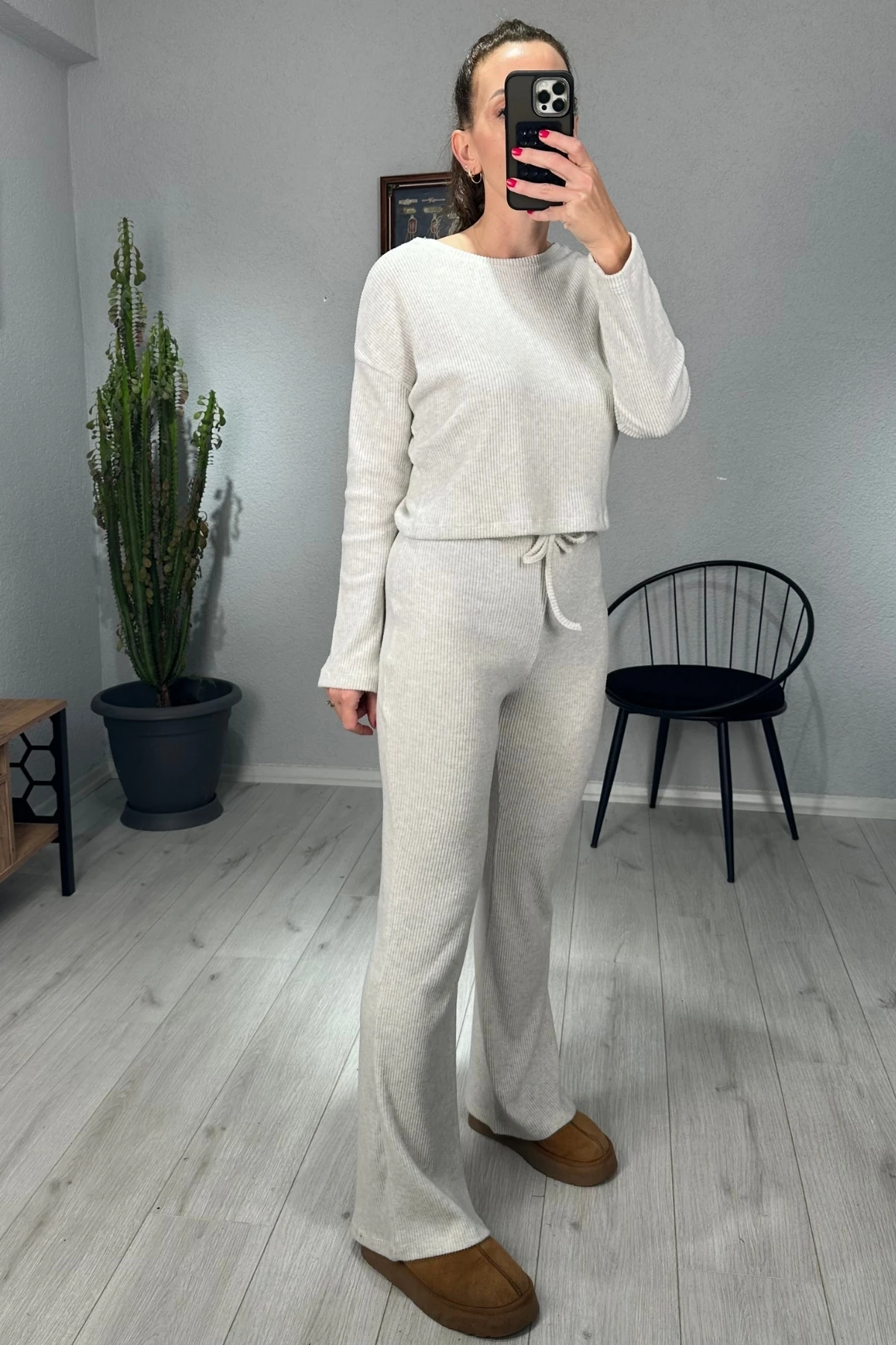 Bisiklet Yaka Crop Bol Paça Pantolon Takım - Ekru