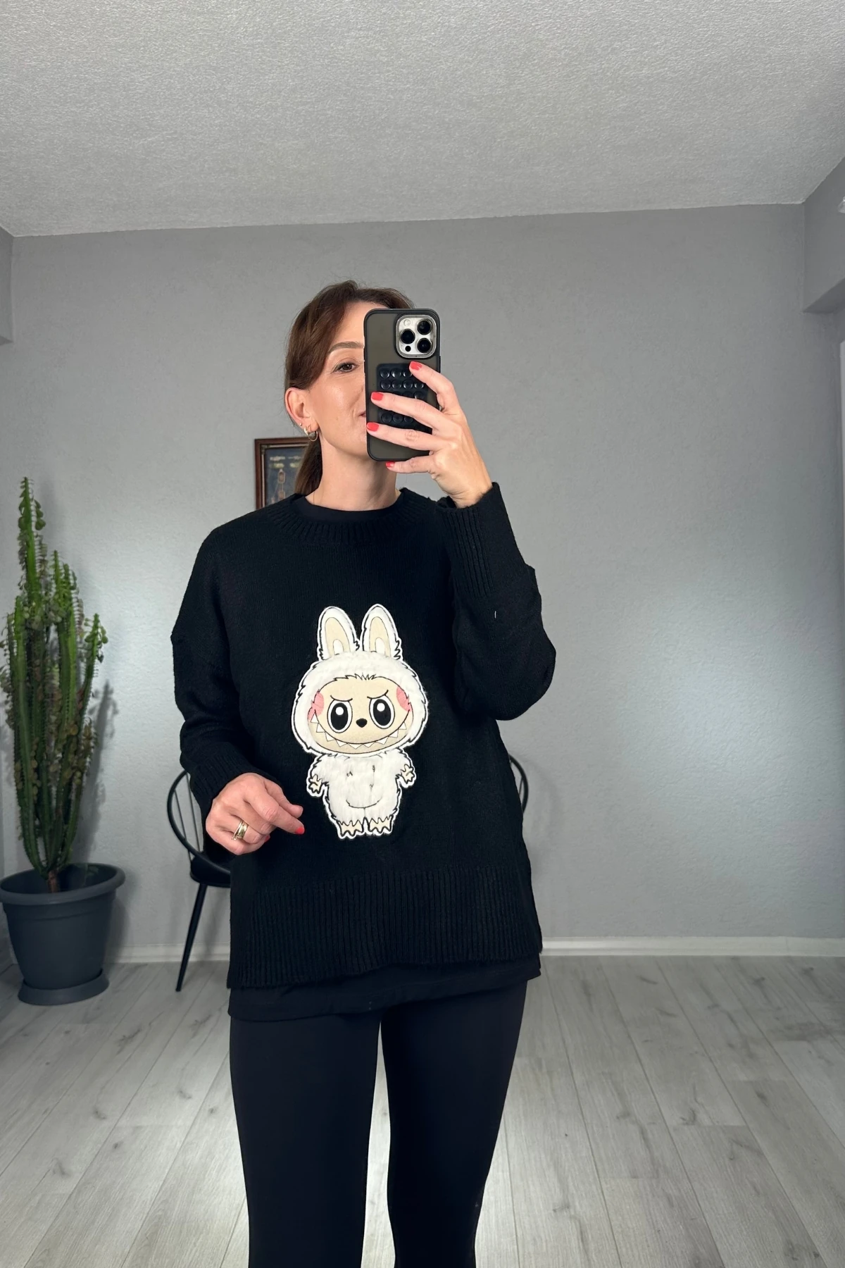 Labubu Nakışlı Triko Kazak 