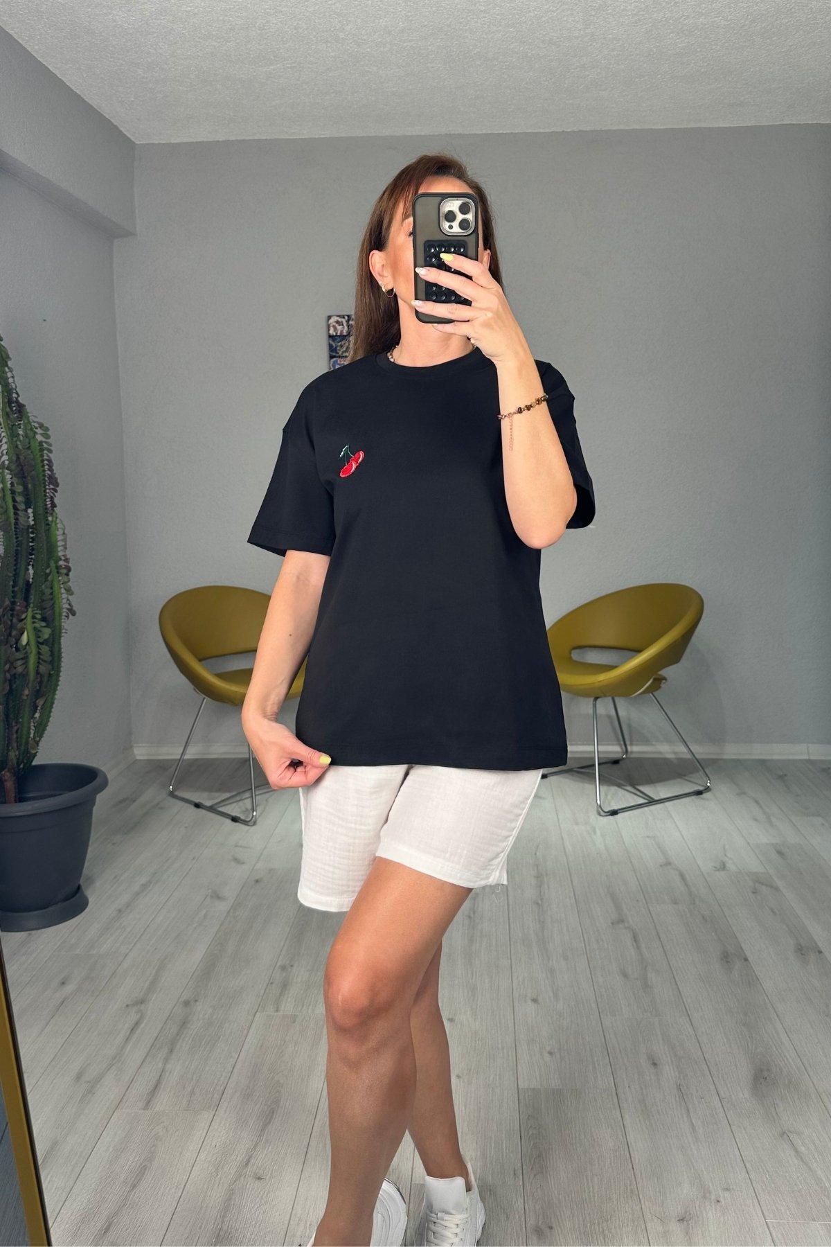 Kiraz Baskılı Tişört