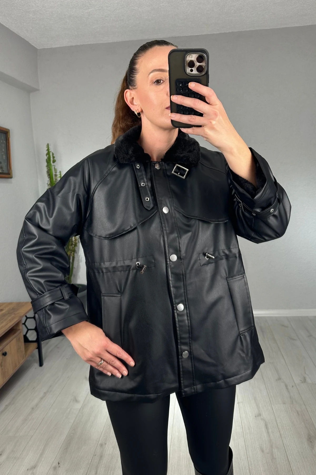 İçi Kürklü Deri Ceket 