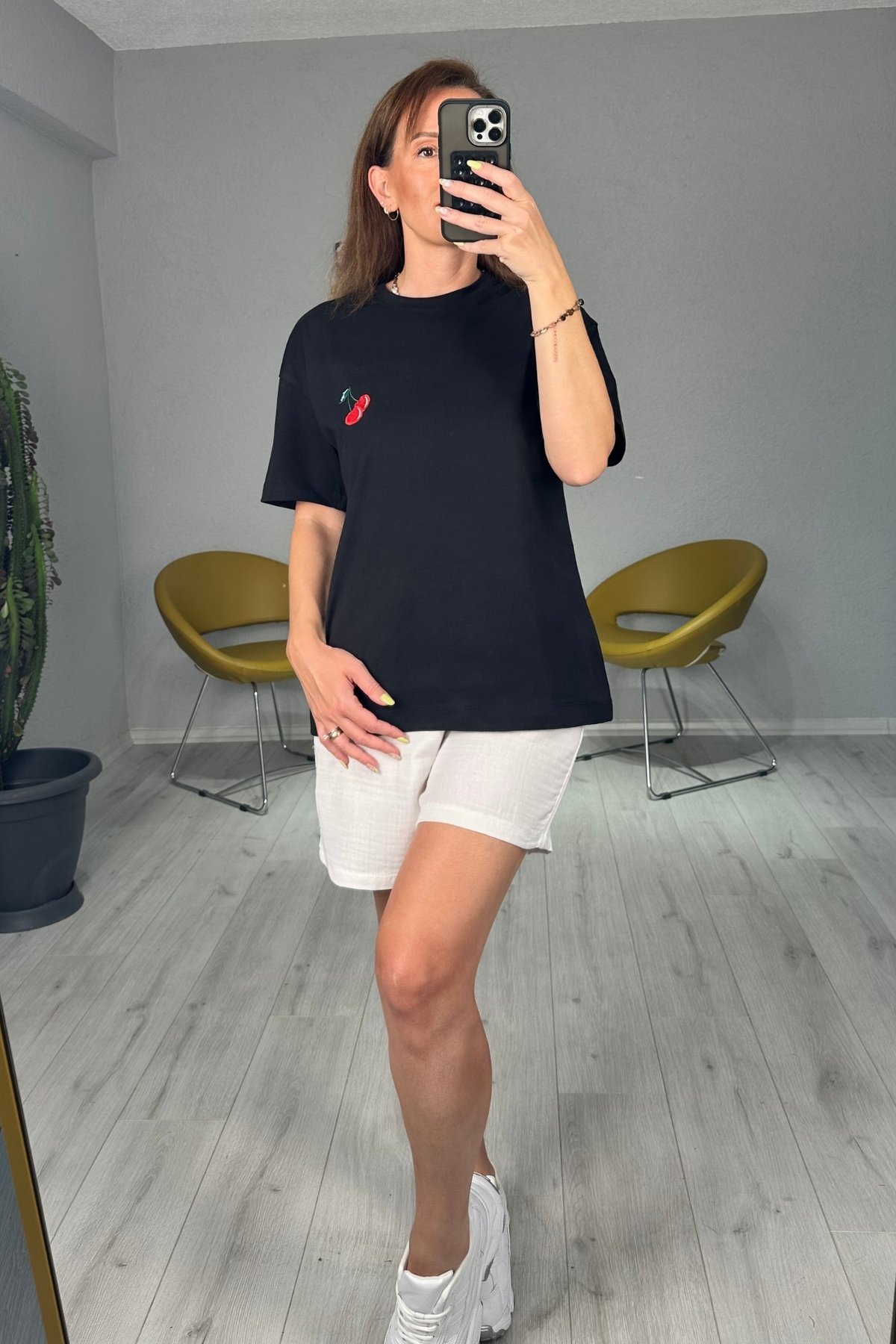 Kiraz Baskılı Tişört