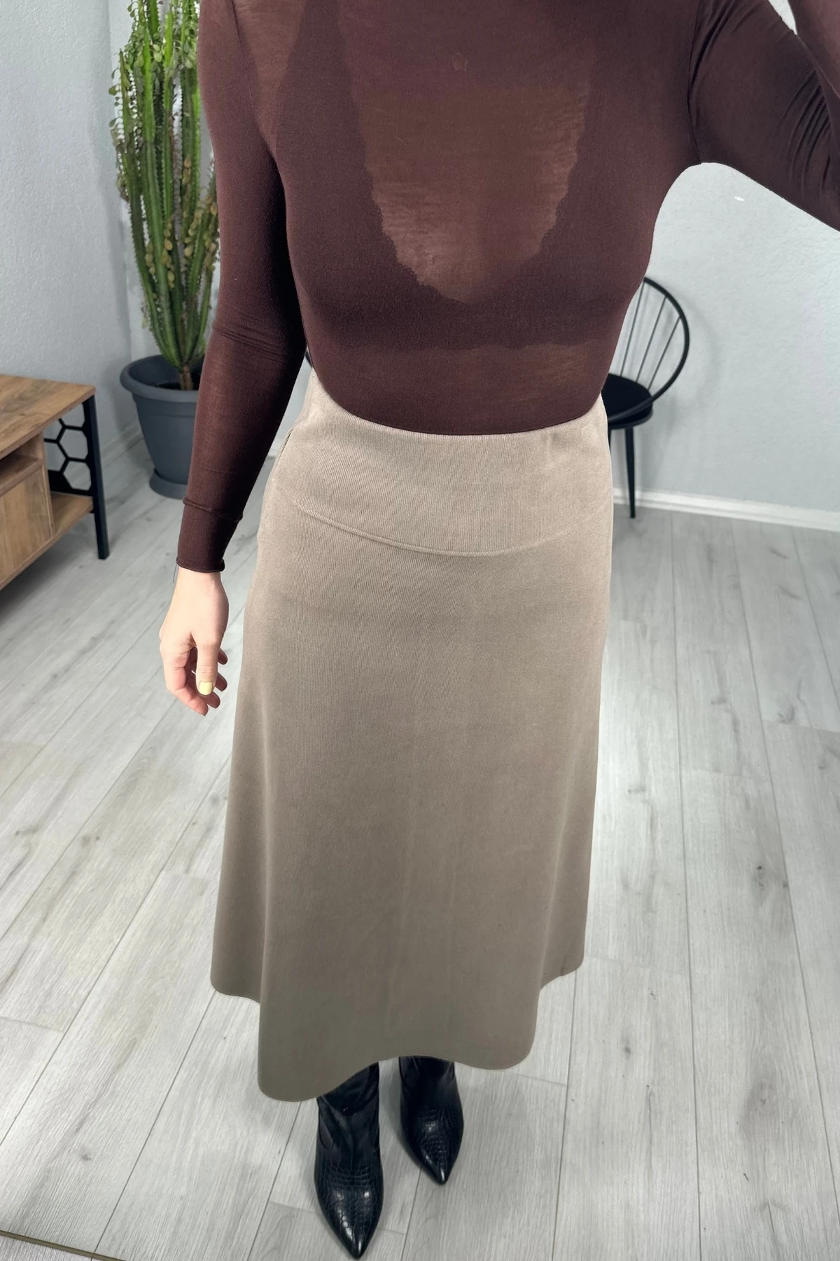 Yaka Kıvırmalı Transparan Bluz