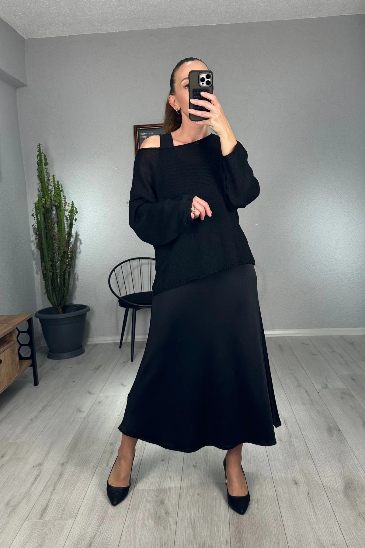 Kayık Yaka Triko Kazak 