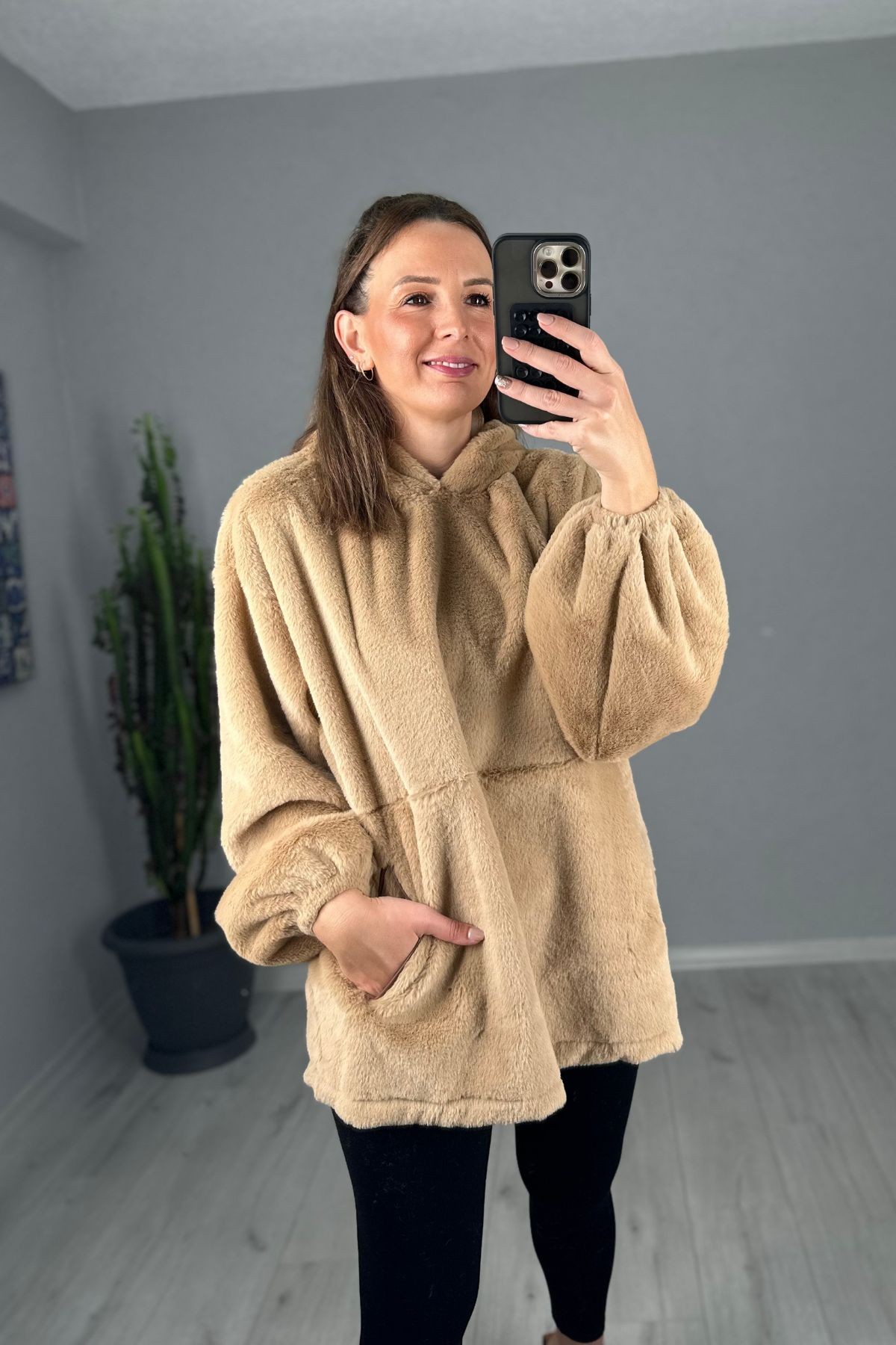 Peluş Kapüşonlu Sweat 