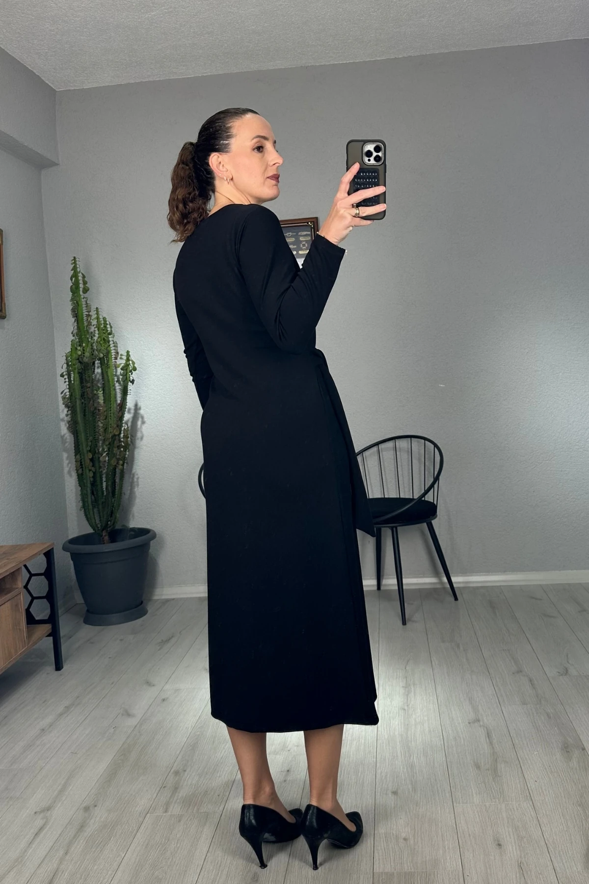 Modal Yandan Bağlamalı Uzun Elbise