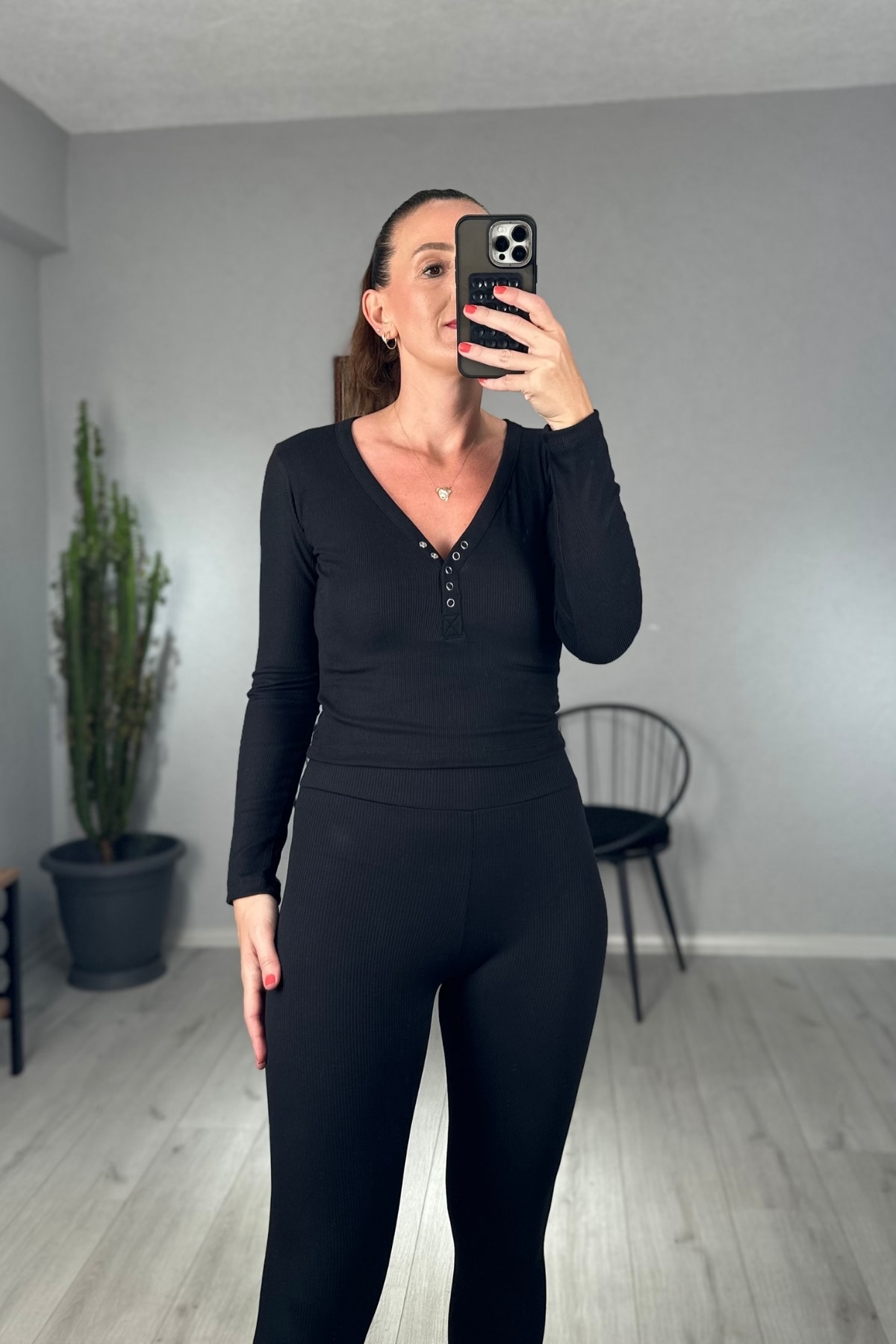 Önü Çıtçıtlı Uzun Kollu Kaşkorse Body 