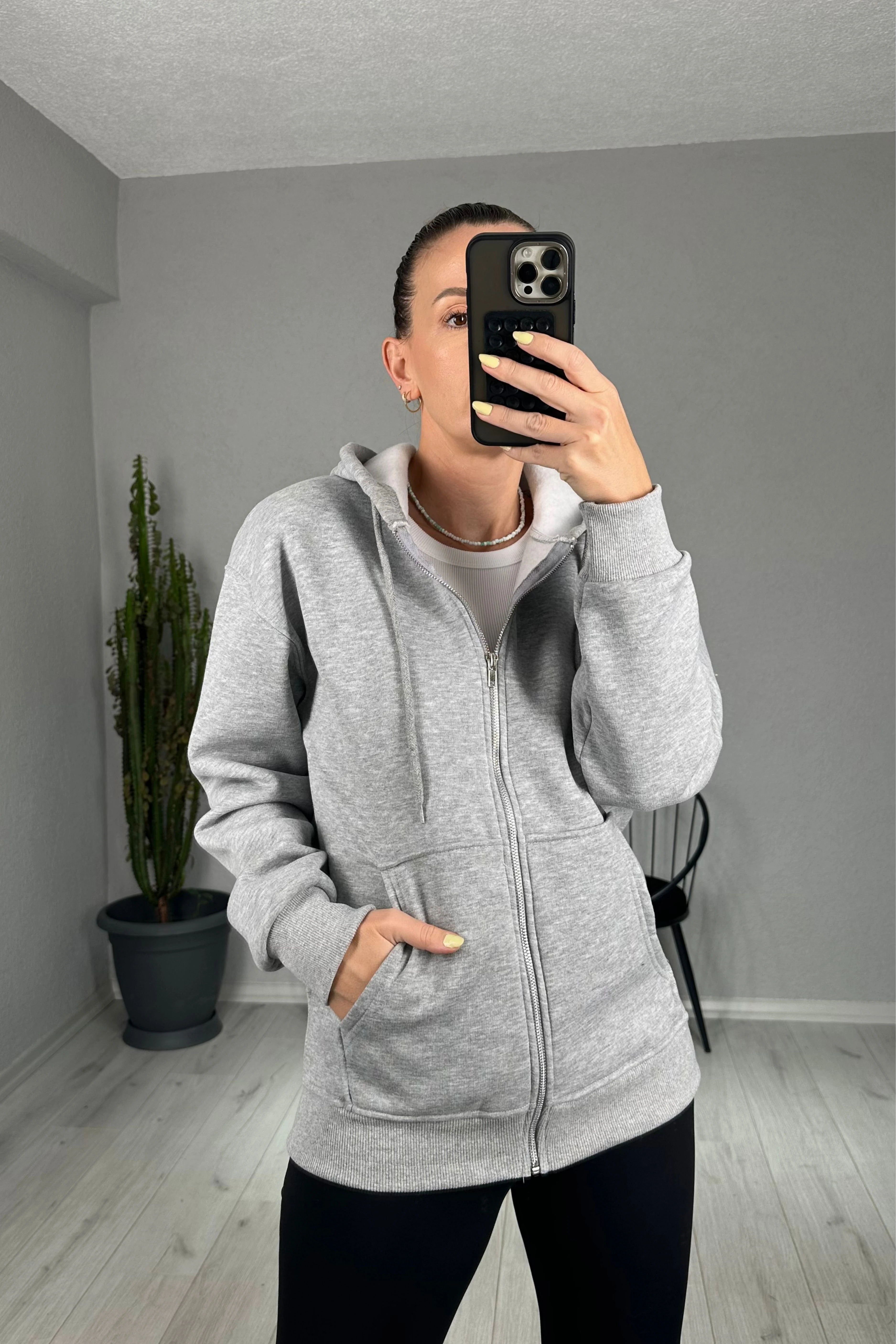 Oversize Şardonlu Kapşonlu ve Önden Fermuarlı Sweatshirt