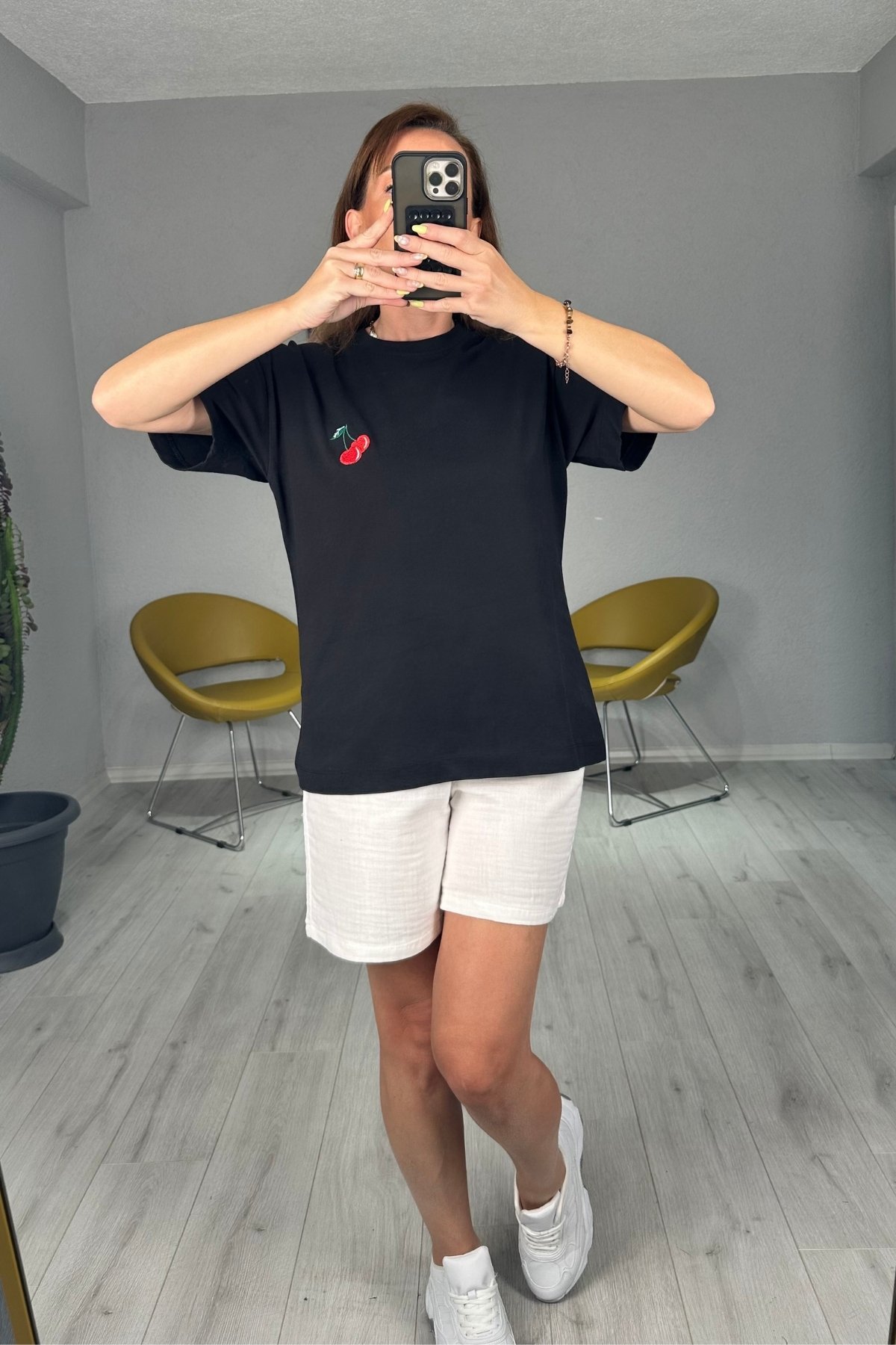 Kiraz Baskılı Tişört
