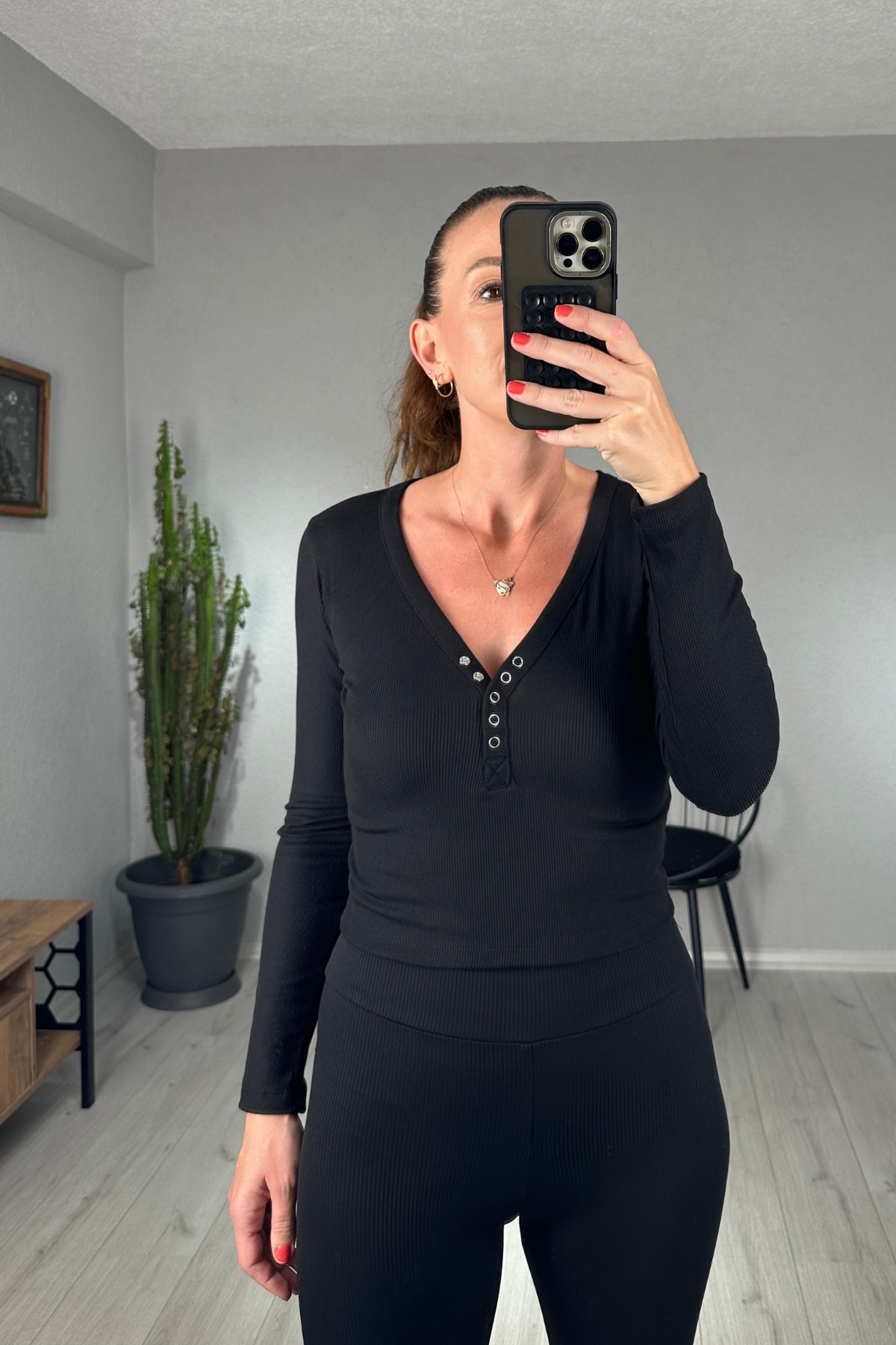 Önü Çıtçıtlı Uzun Kollu Kaşkorse Body 