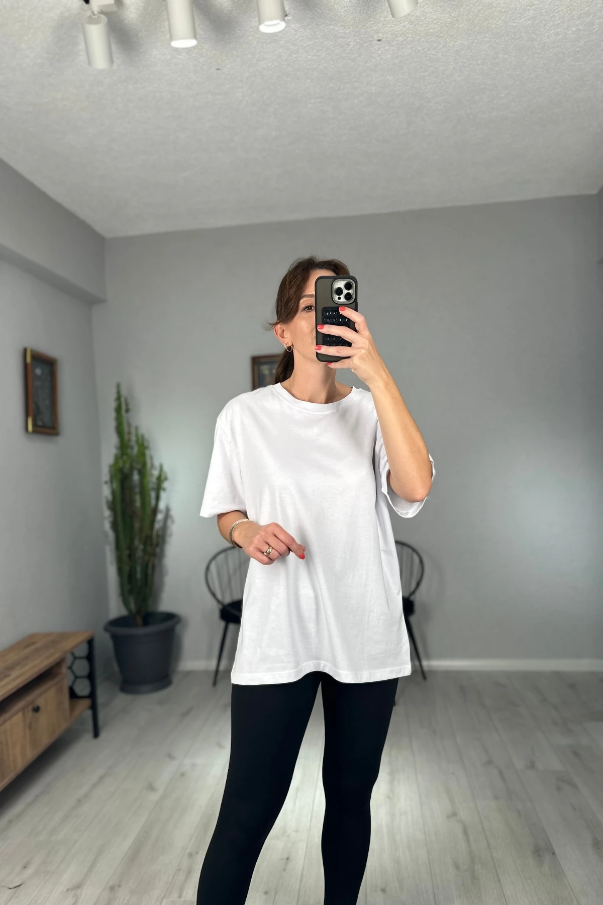 Pamuklu Oversize Basic Tişört  - Beyaz