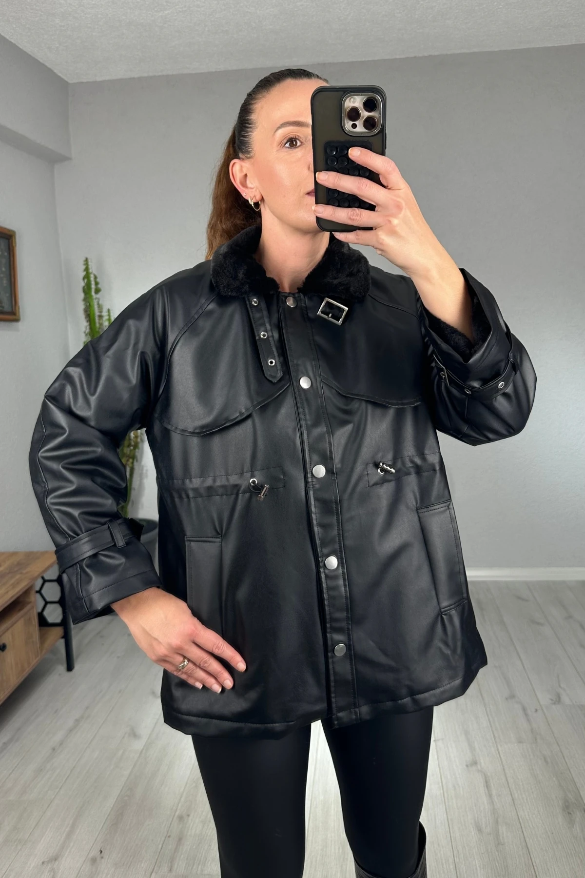 İçi Kürklü Deri Ceket 