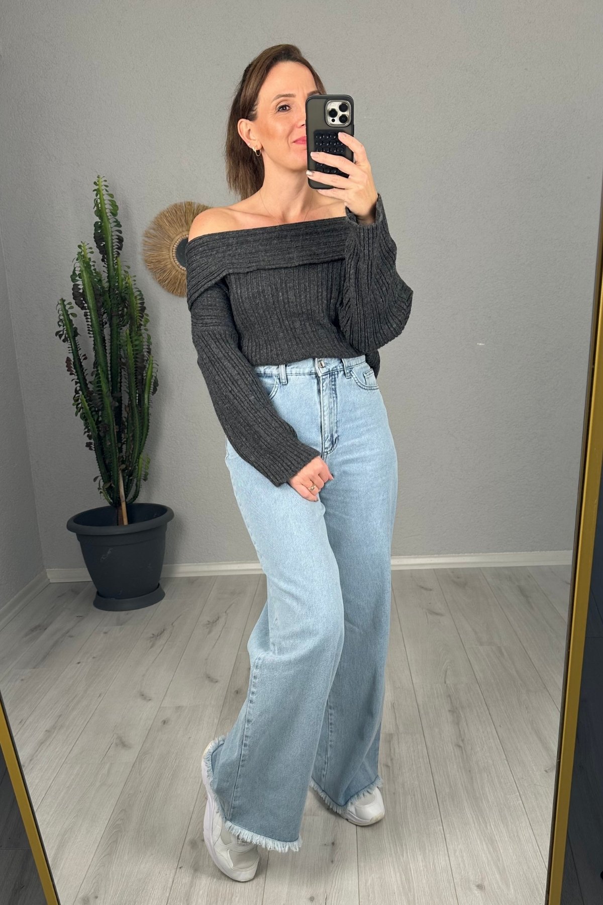 Baggy Bol Kesim Paçası Püsküllü Denim Jeans 