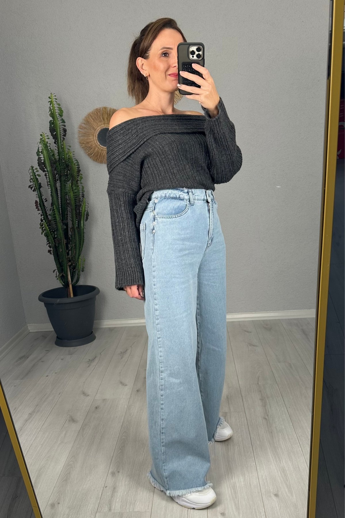 Baggy Bol Kesim Paçası Püsküllü Denim Jeans 