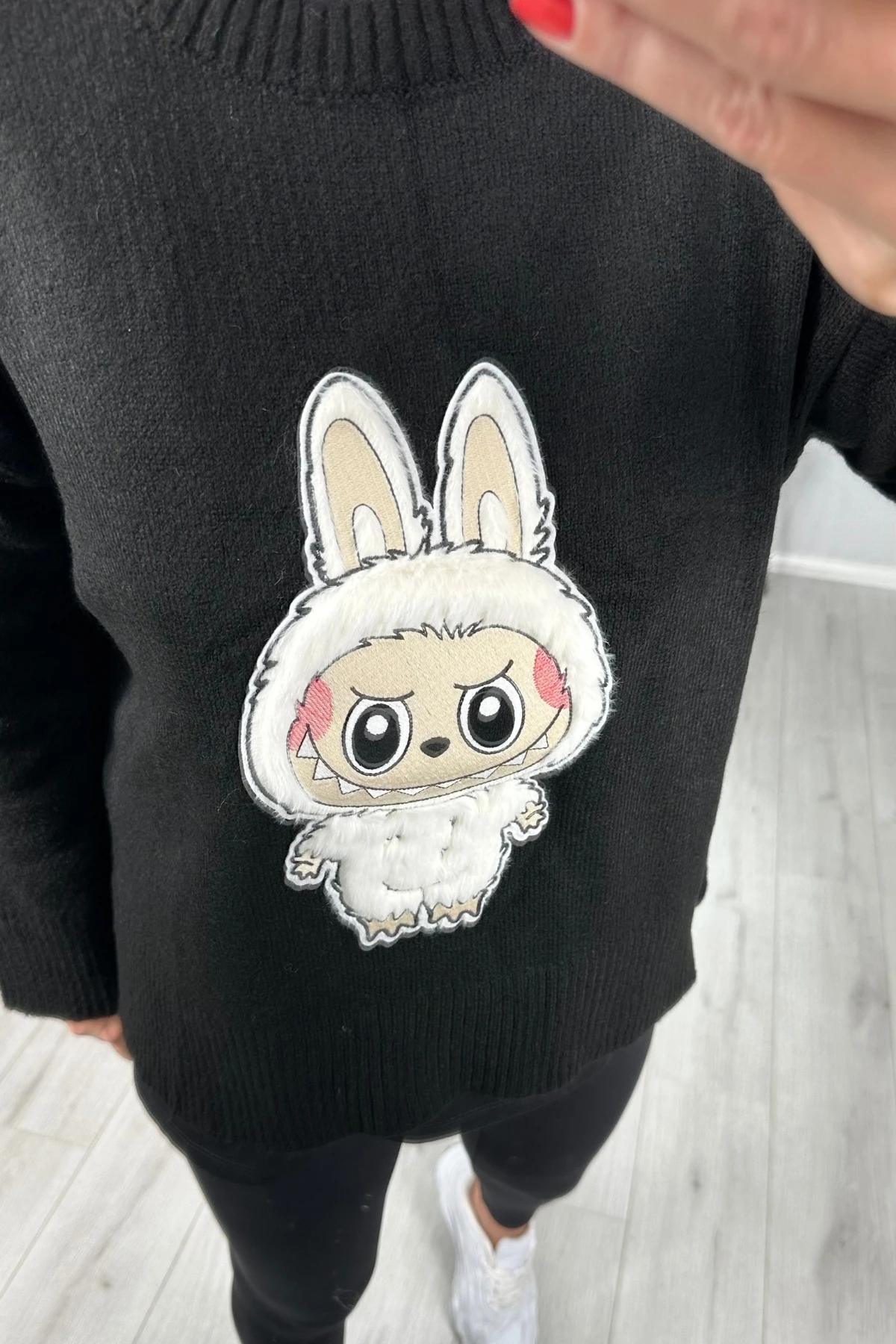 Labubu Nakışlı Triko Kazak 