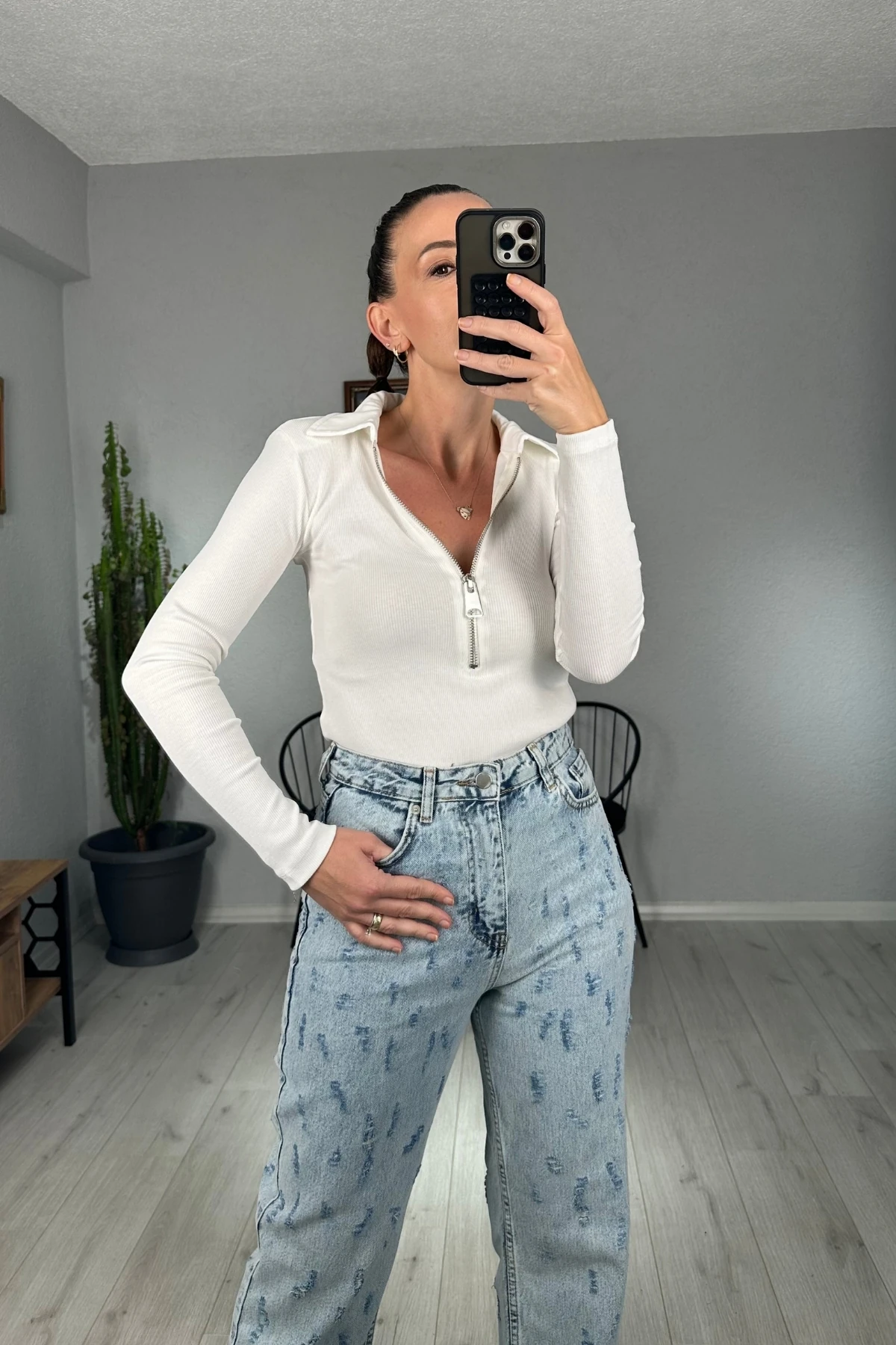 Polo Yaka Fermuarlı Vatkalı Bluz  - Beyaz