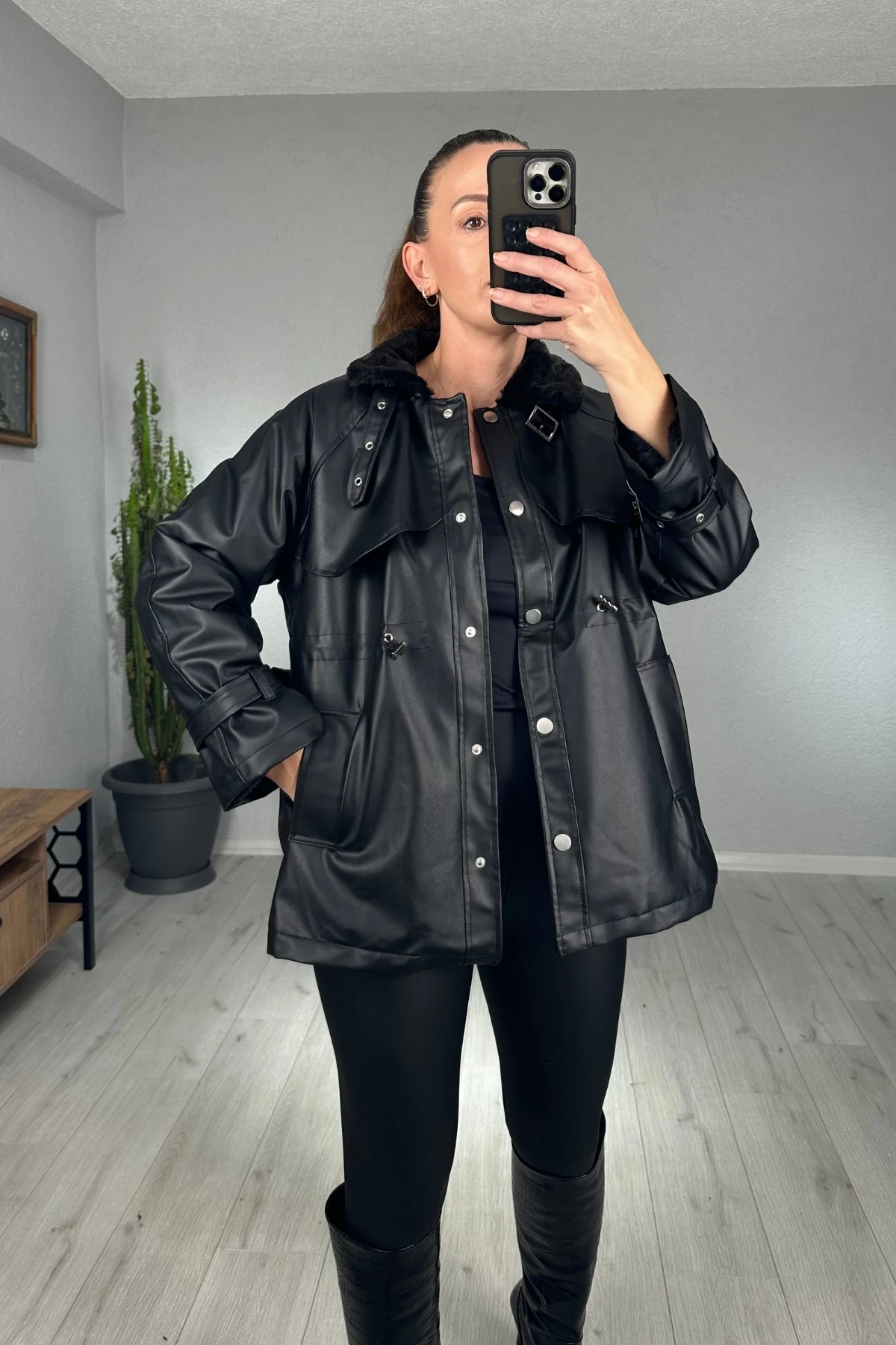 İçi Kürklü Deri Ceket 