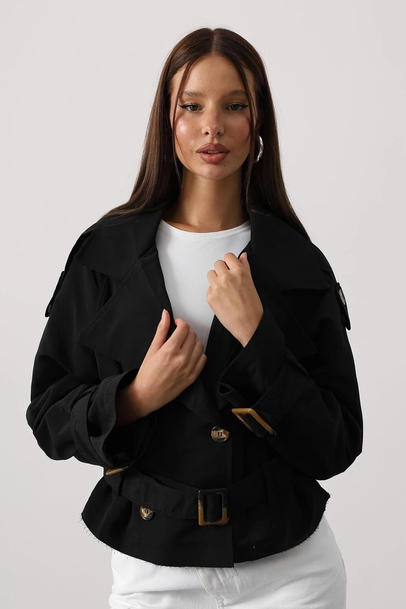 Kemer Detaylı Kısa Trençkot