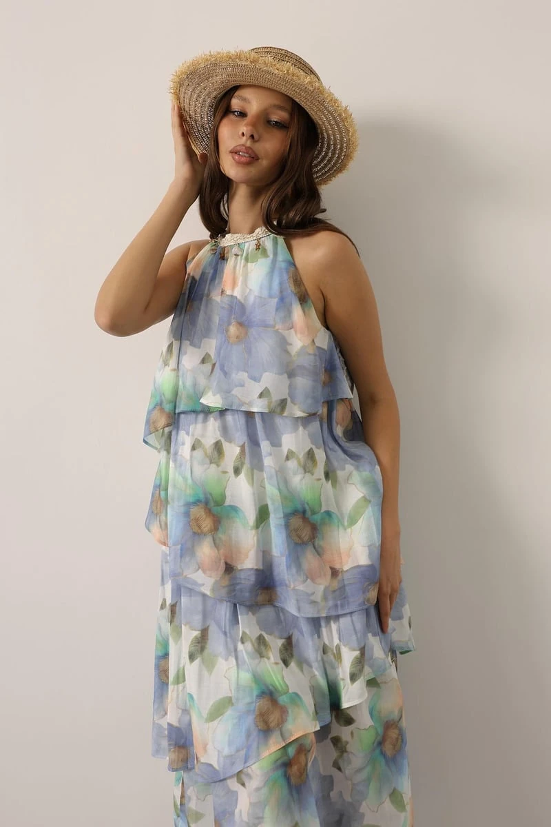 Çiçek Desenli Yaka Detaylı Kat Kat Elbise