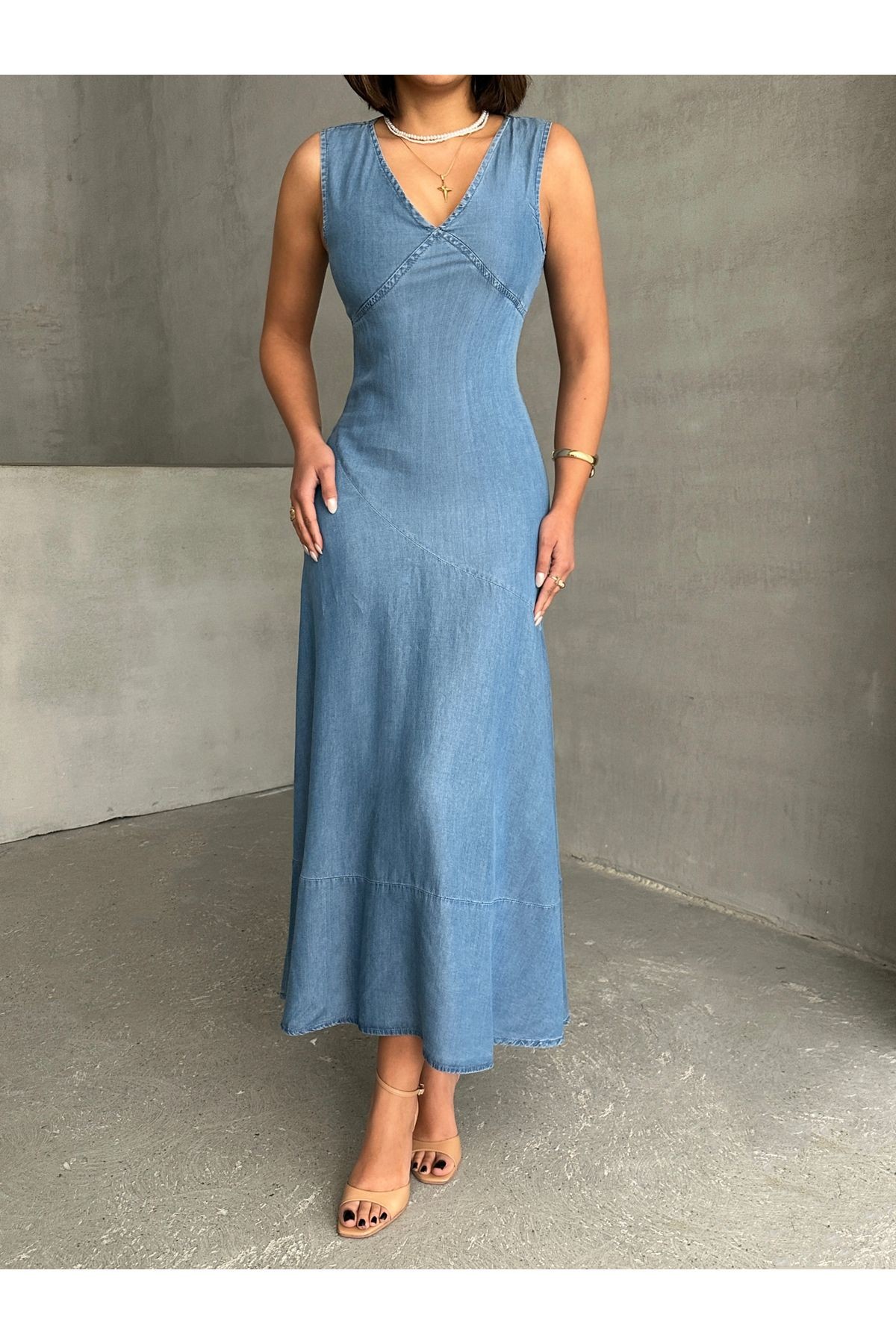 Askılı V Yaka Midi Yazlık Denim Elbise MİSS934