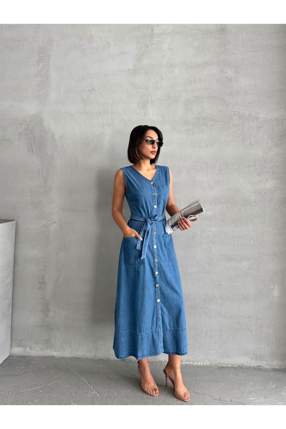 Boydan Düğmeli Kuşaklı Cep Detaylı Uzun Denim Lacivert Elbise MISSEL8999