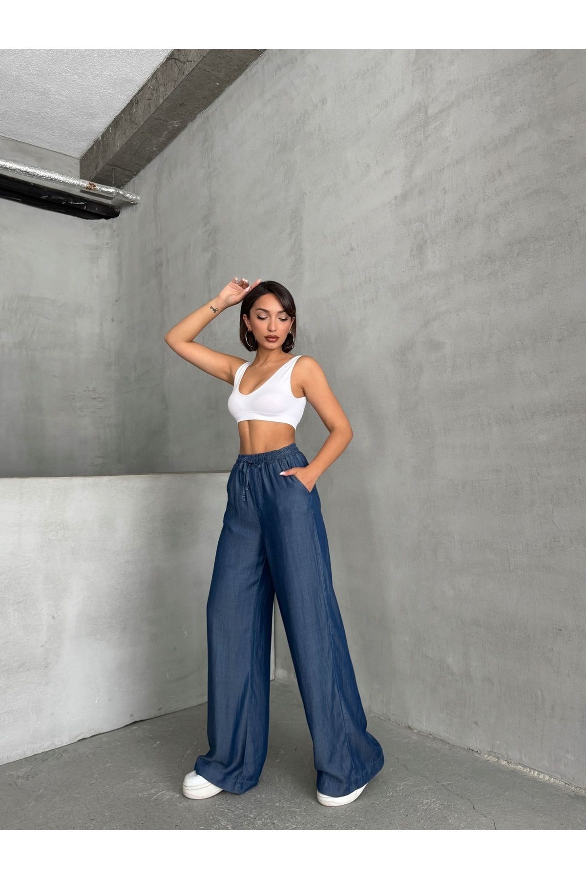 Bel Bağlama Detaylı Çift Cepli Mavi Salaş Denim Pantolon MISSPNT8985