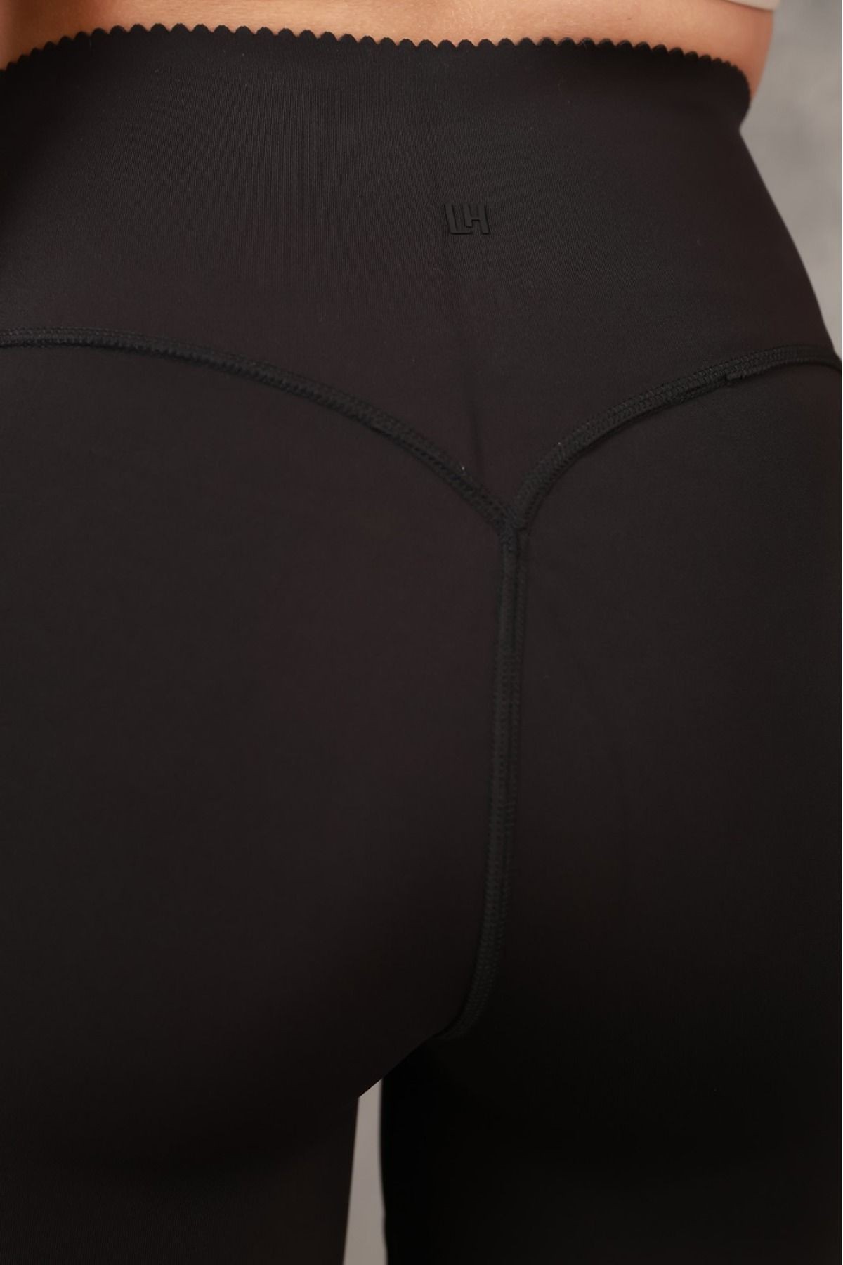 Toparlayıcı Dikiş Detaylı Örme Spor Şort/Kısa Tayt MISSSR2587