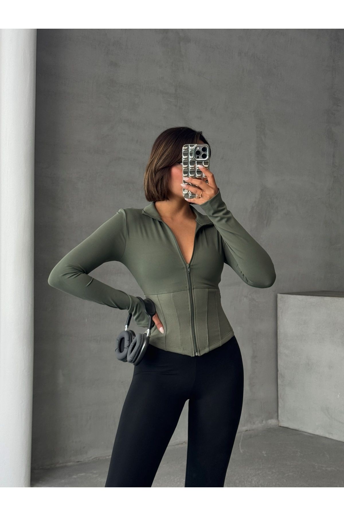 Fırçalı Soft Kumaş Baş Parmak Delikli Spor Ceket/Sweatshirt MISSCE2621-2