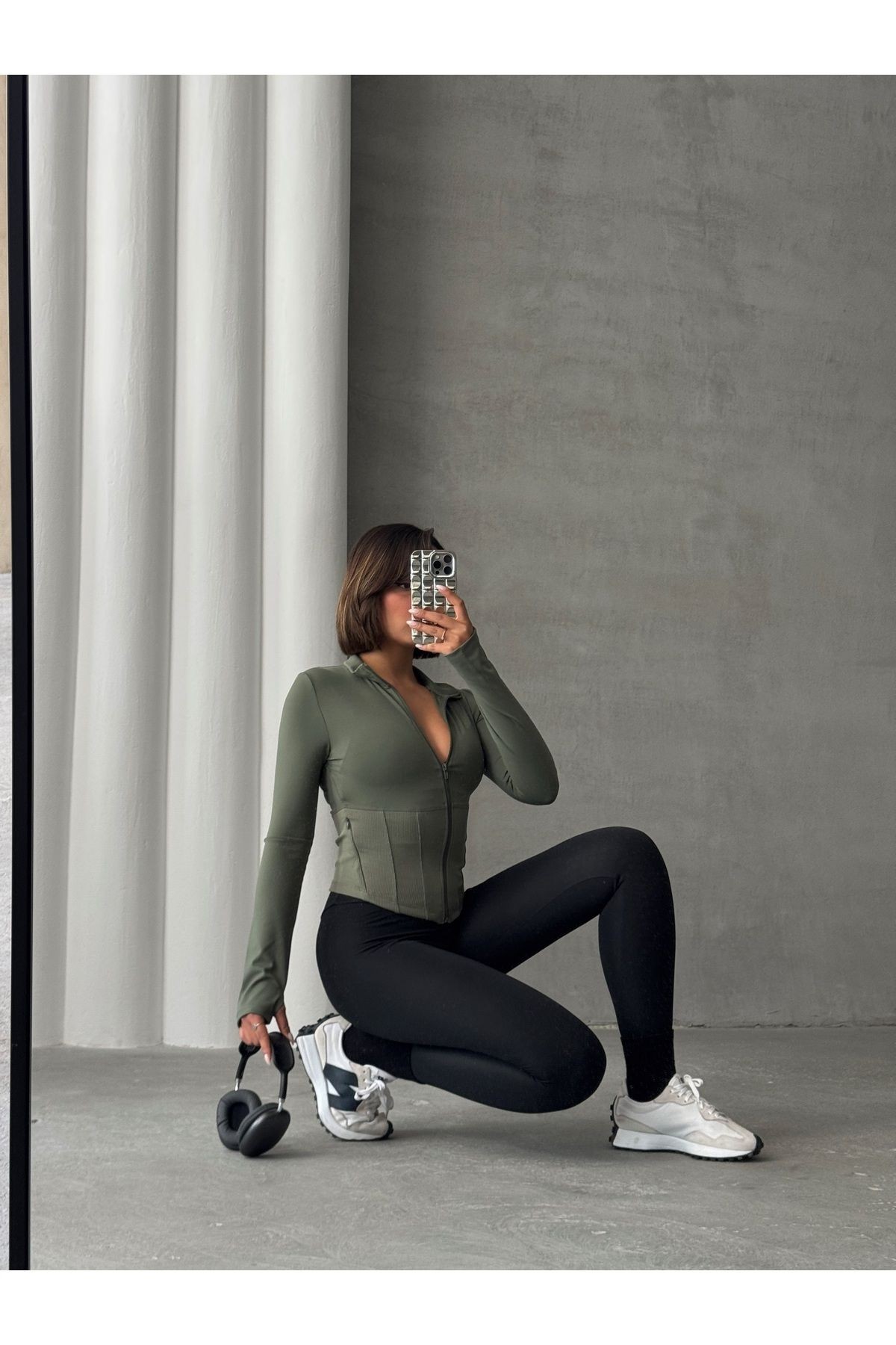 Fırçalı Soft Kumaş Baş Parmak Delikli Spor Ceket/Sweatshirt MISSCE2621-2