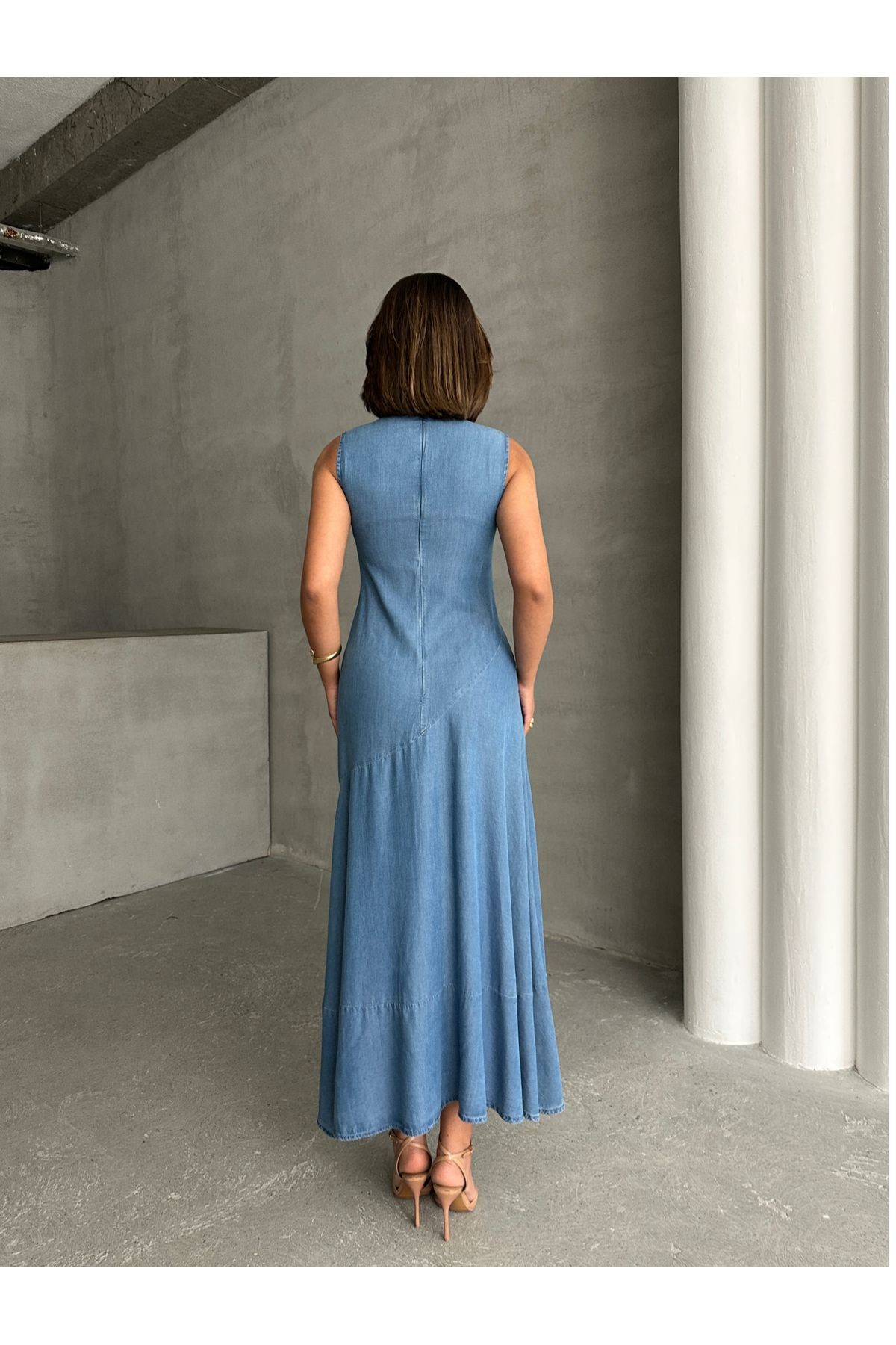 Askılı V Yaka Midi Yazlık Denim Elbise MİSS934