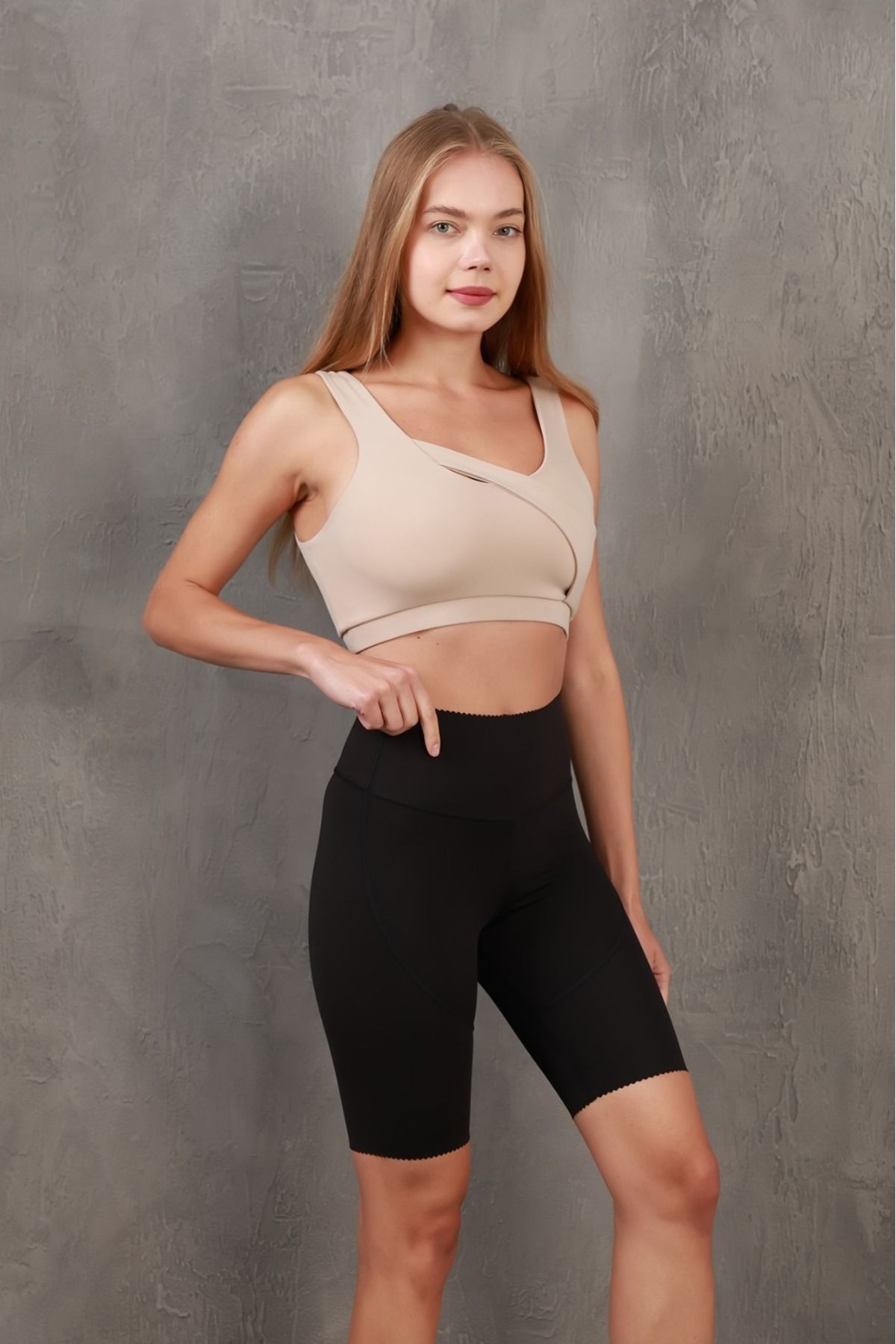 Toparlayıcı Dikiş Detaylı Örme Spor Şort/Kısa Tayt MISSSR2587