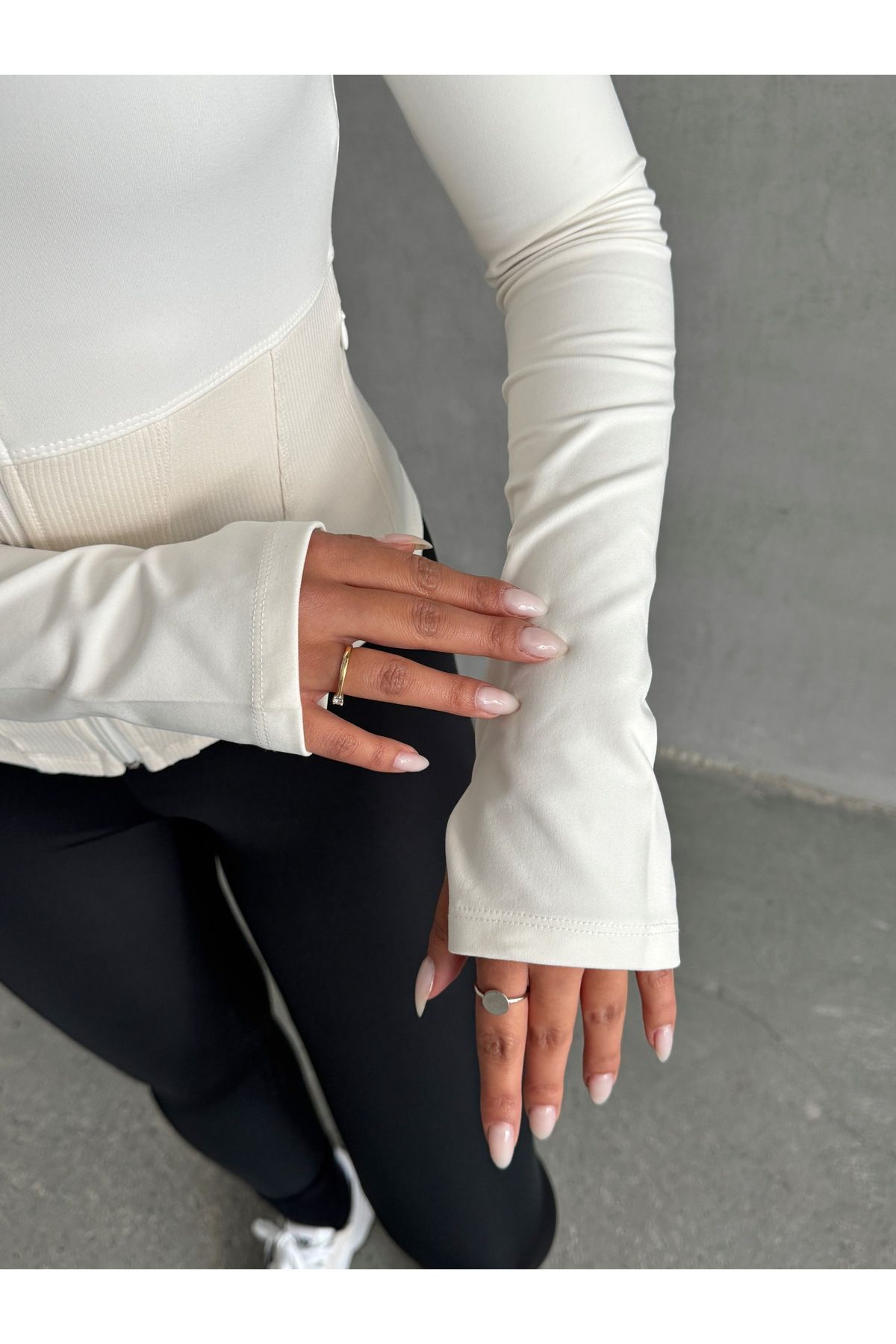 Fırçalı Soft Kumaş Baş Parmak Delikli Spor Ceket/Sweatshirt MISSCE2621-2