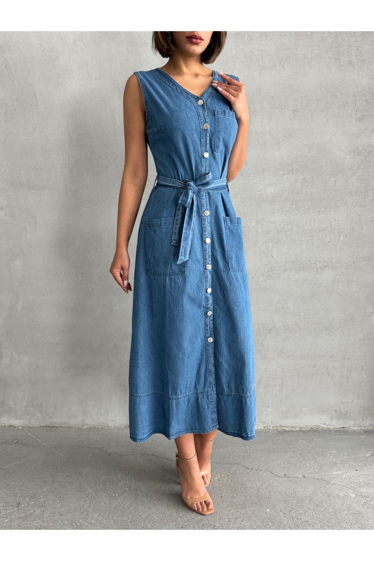 Boydan Düğmeli Kuşaklı Cep Detaylı Uzun Denim Lacivert Elbise MISSEL8999