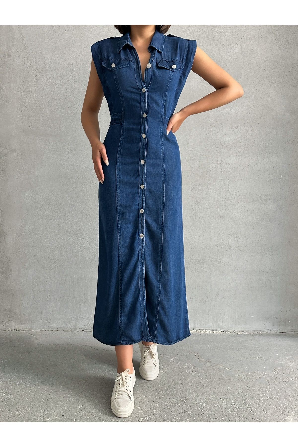 Bel Oturtma Kemer Geçiş Detaylı Düğmeli Yazlık Lacivert Denim Elbise MISSELB950