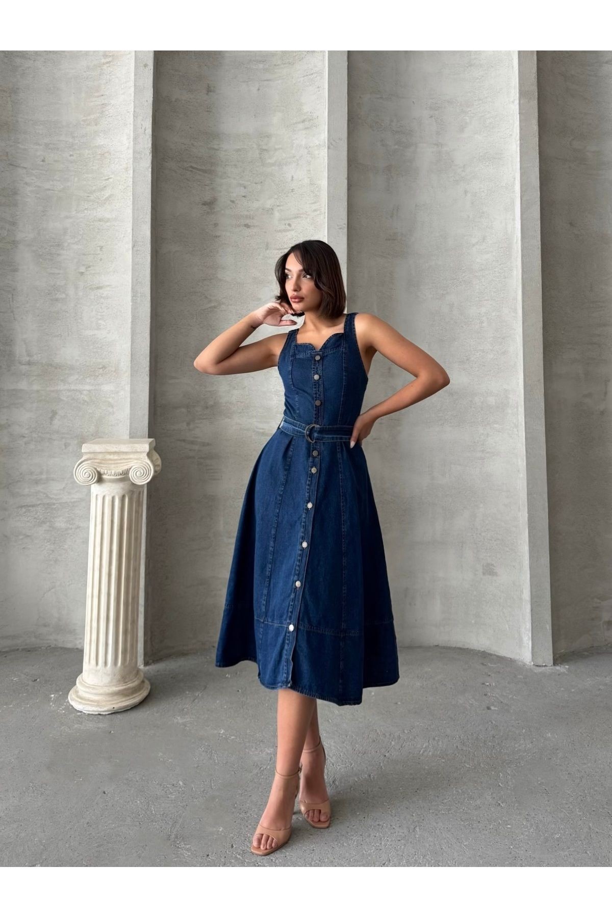 Boydan Düğmeli Kalp Yaka Detaylı Kemerli Denim Elbise MISSEL920