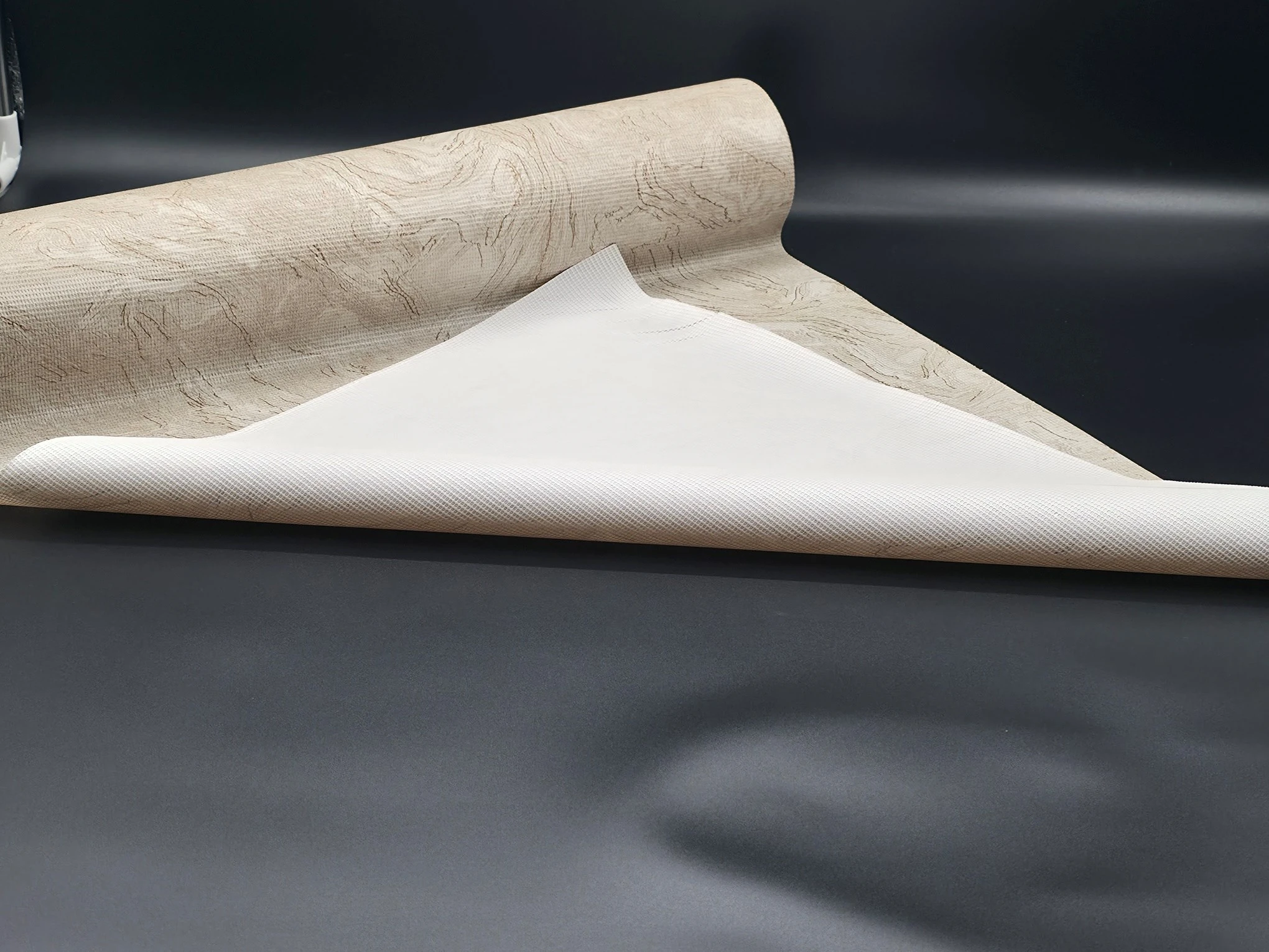  Dolap Ve Çekmece Içi Kaymaz Kaydırmaz Raf Örtüsü 50 cmx15 mt