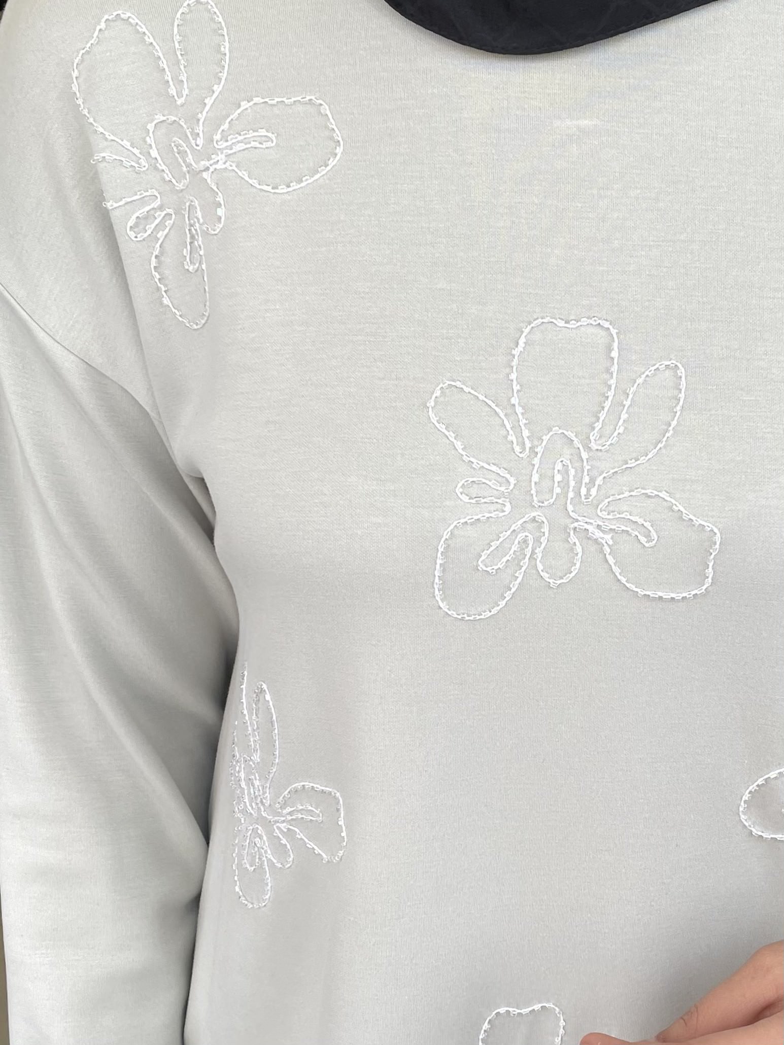 MY MOOD ÖNÜ ÇİÇEKLİ SWEAT ÇAĞLA YEŞİLİ