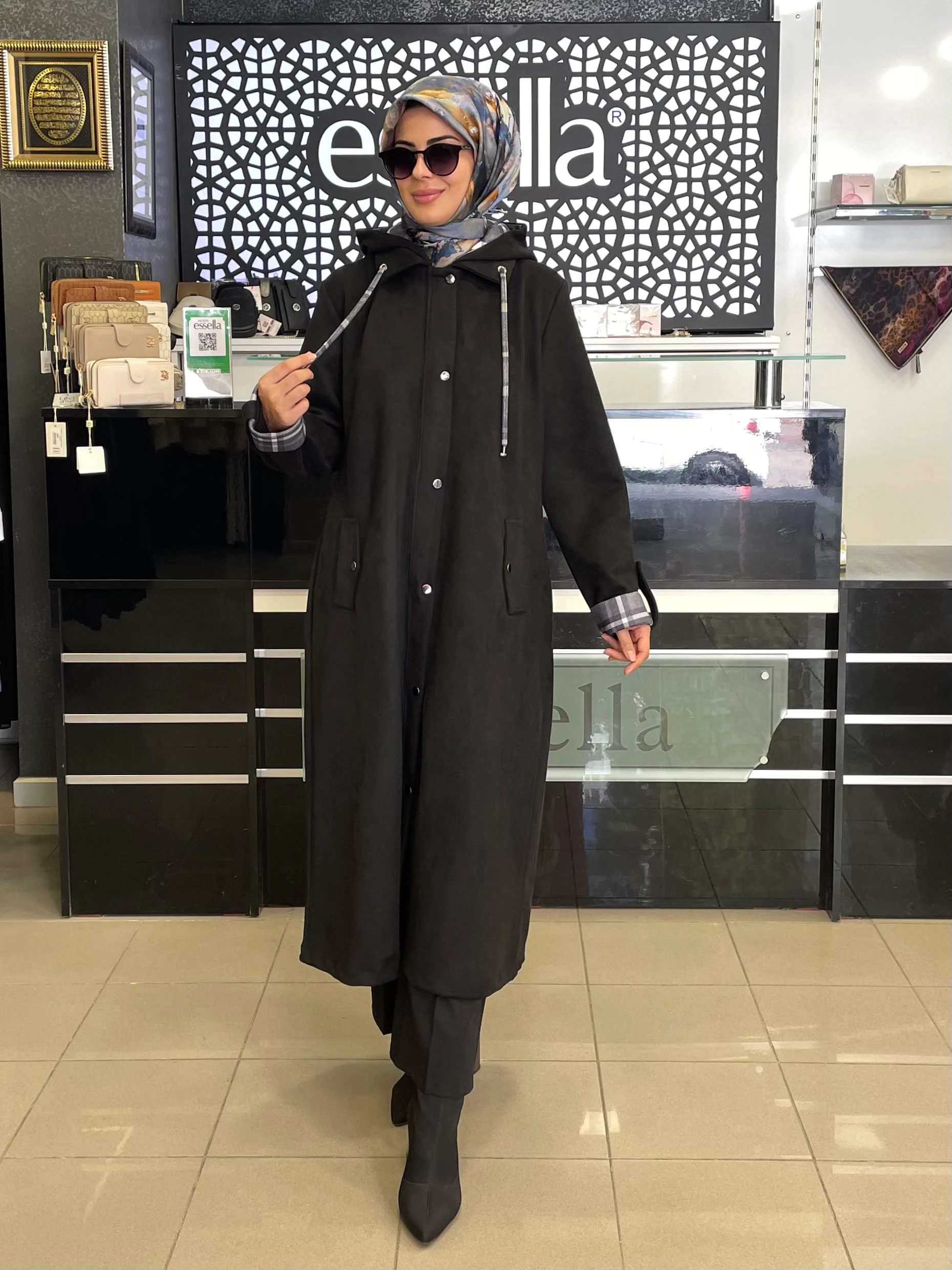 BERELANCE  KAPÜŞONLU UZUN KAP SİYAH 