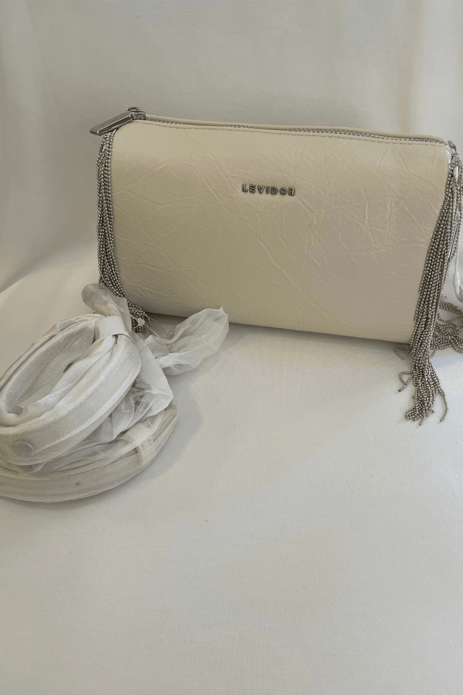 LEVİDOR PREMIUM ÇANTA, Beyaz,  iki askısı mevcut
