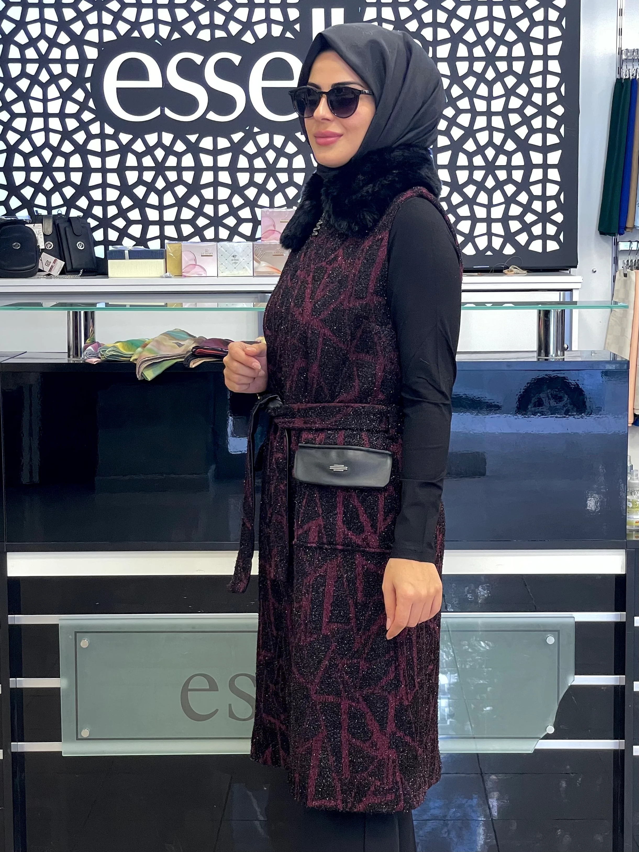 BERELANCE  SİMLİ KÜRKLÜ YELEK  SİYAH/BORDO 