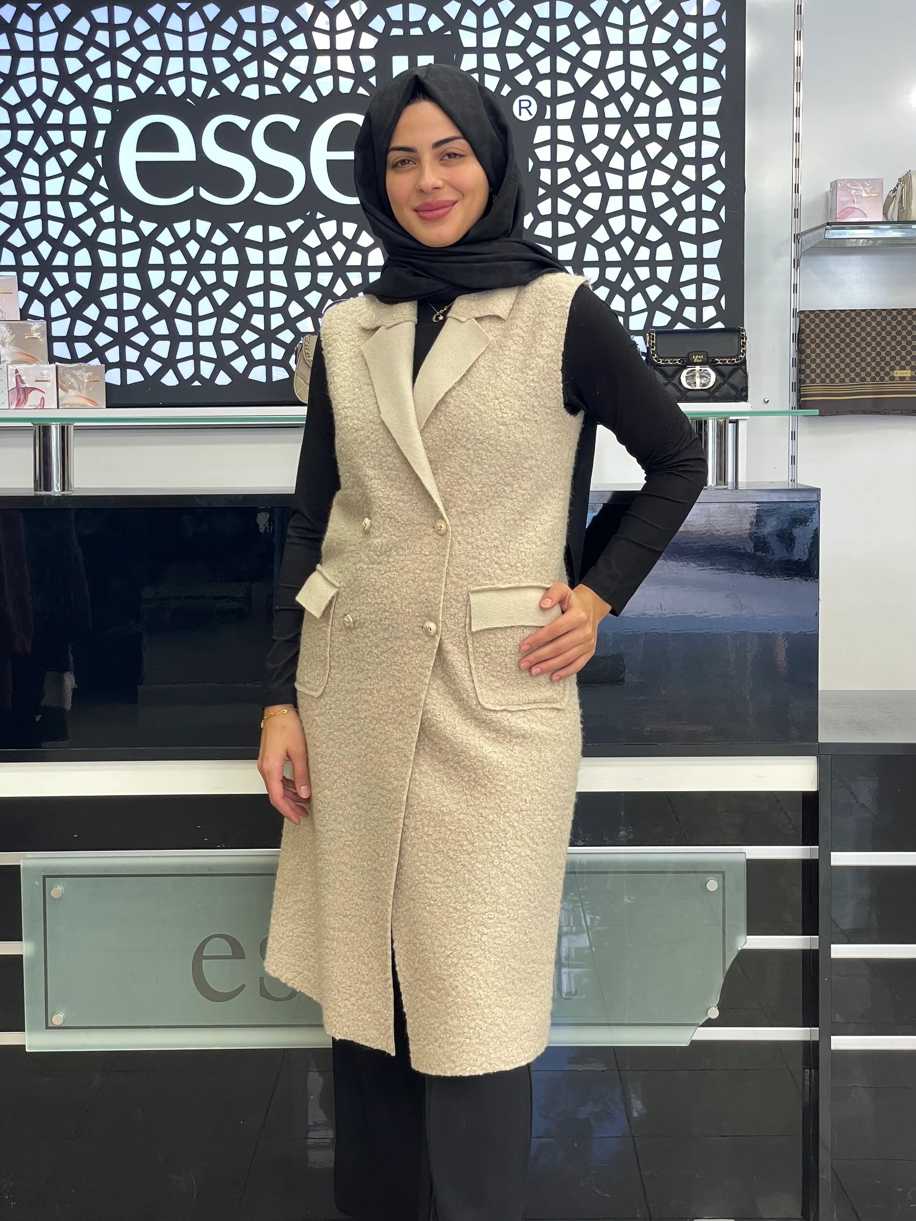 BELLE BELEMİR KEÇE KUZU YELEK BEJ 