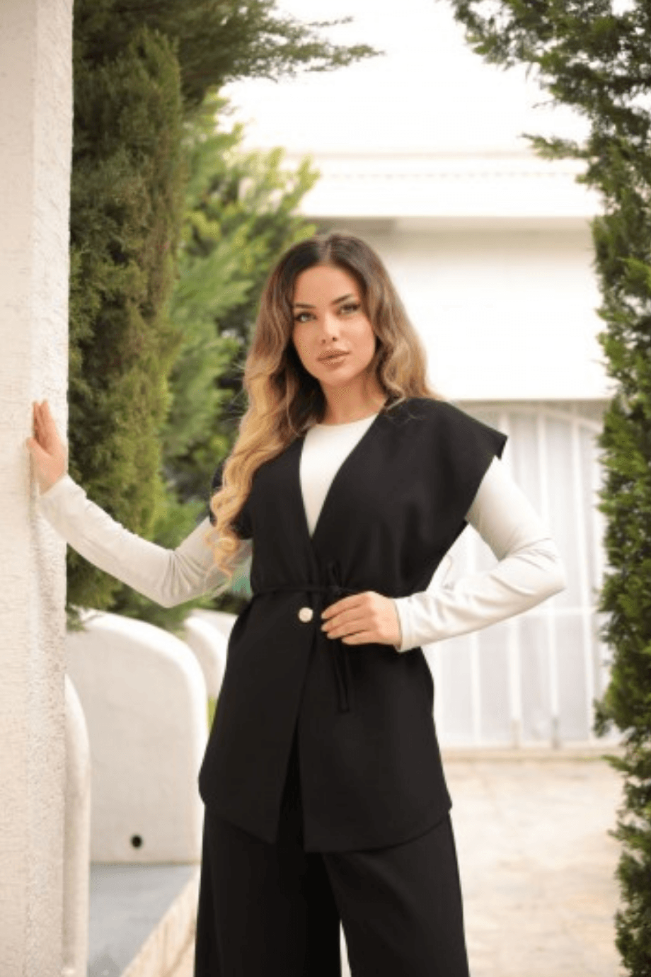 Kuşaklı Yelekli Takım Siyah