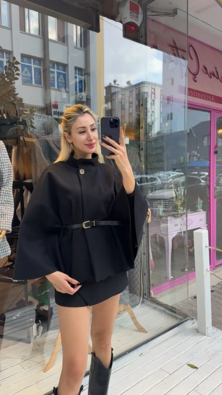 Siyah Kemerli Kaşe Panço