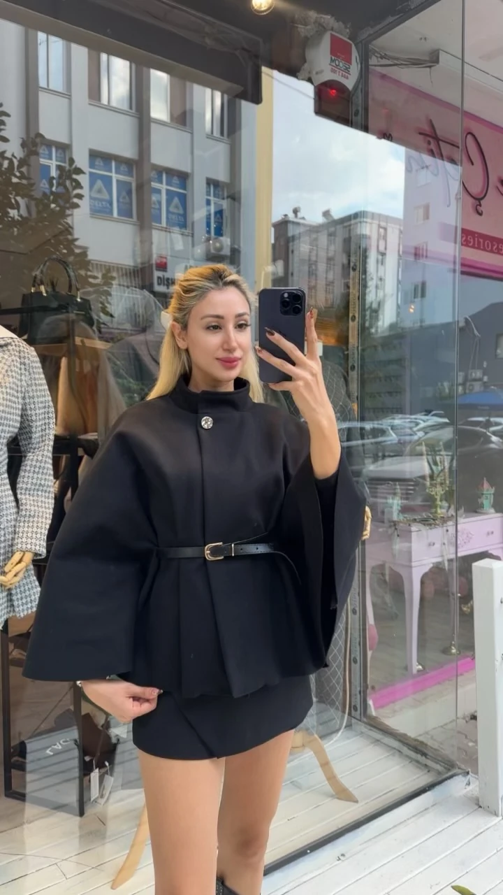 Siyah Kemerli Kaşe Panço