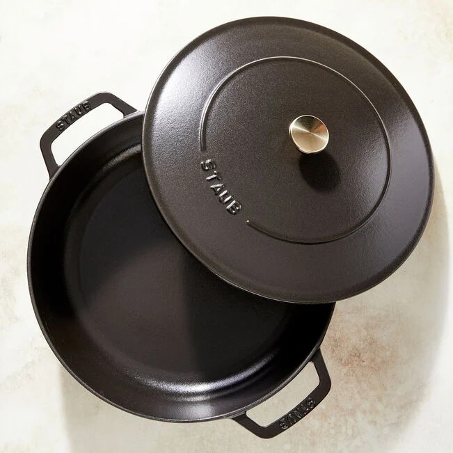 STAUB LA COCOTTE SOTE TENCERESİ CHİSTERA | DÖKÜM DEMİR | 28 CM | SİYAH 405114720 0 image