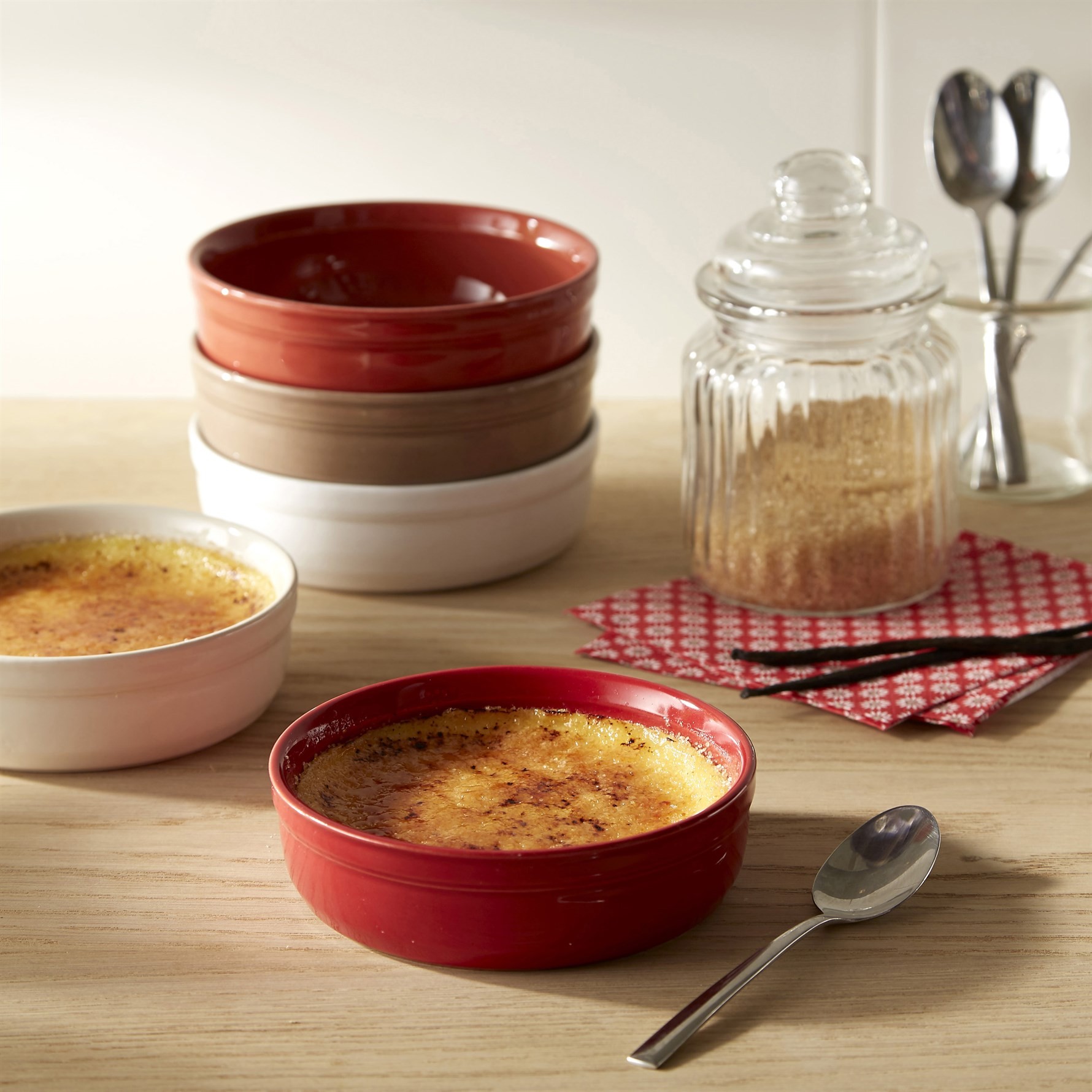 Emile Henry Fırın Kabı Yuvarlak Creme Brulee Mavi/Blue Flame -971013(EH971013) 0 image